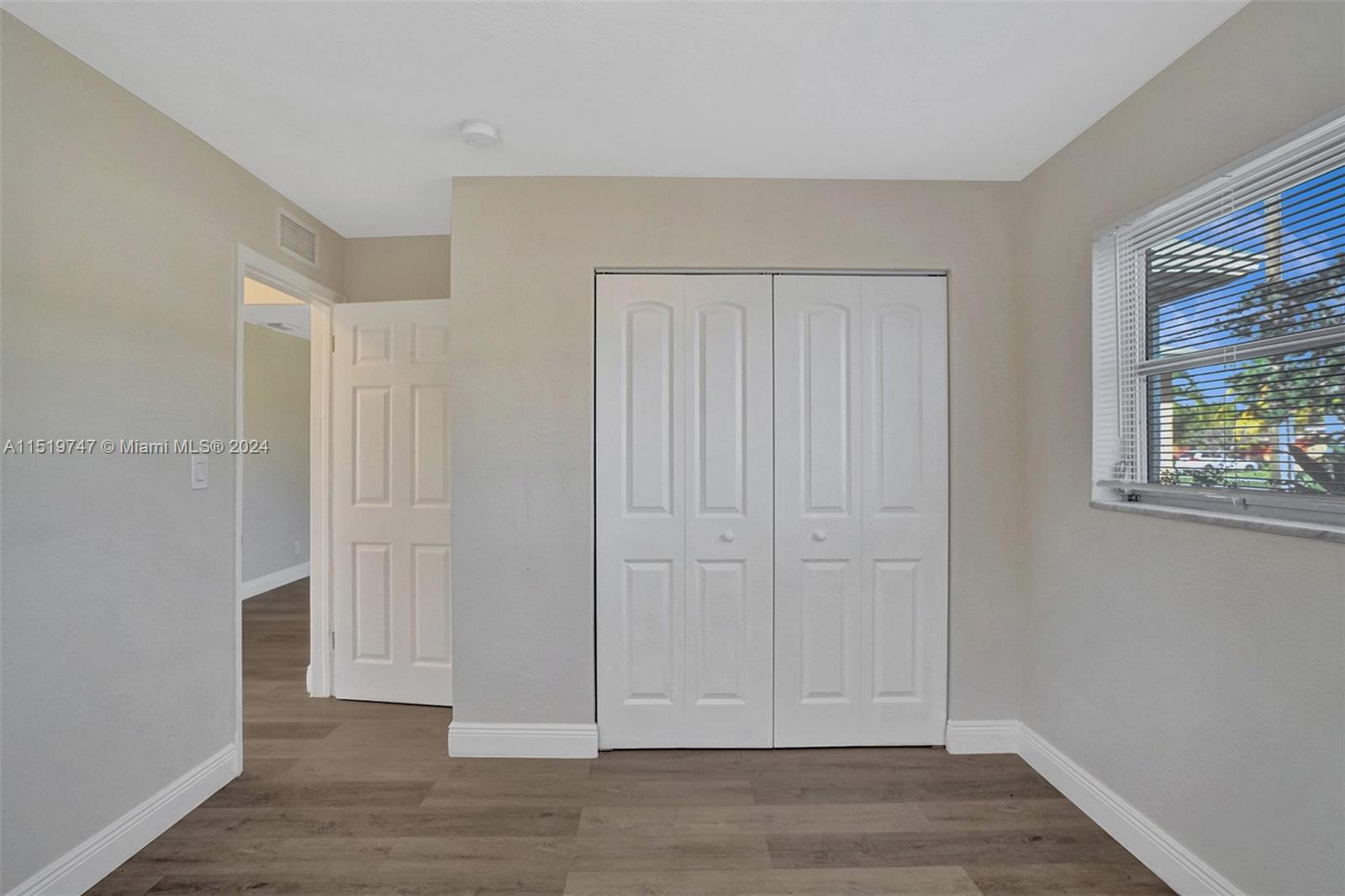 3884 NW 34th St