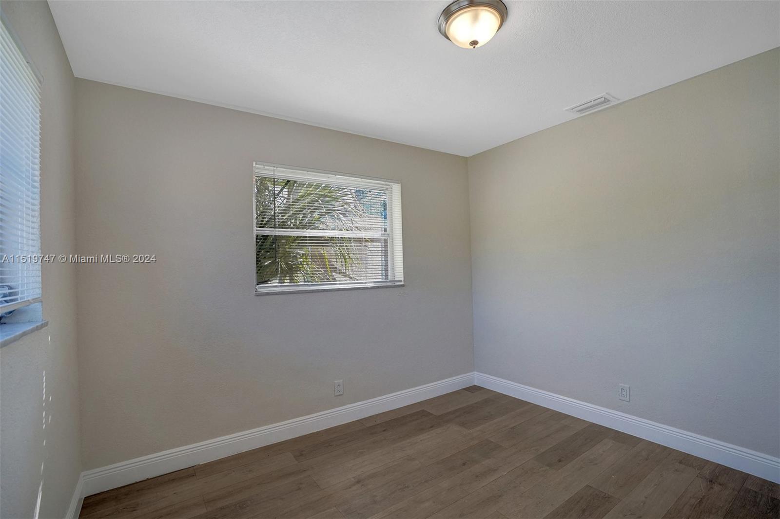 3884 NW 34th St