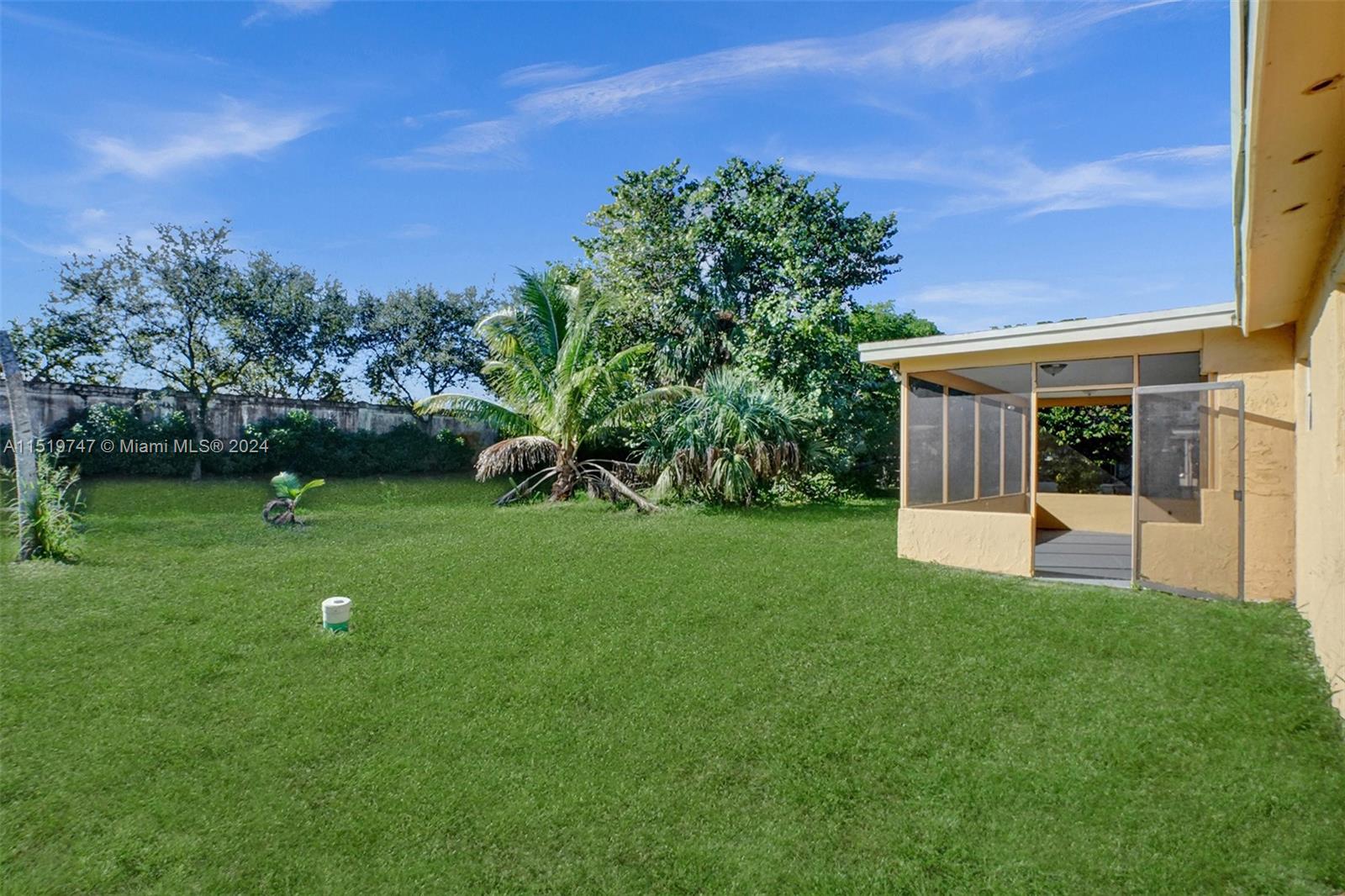 3884 NW 34th St