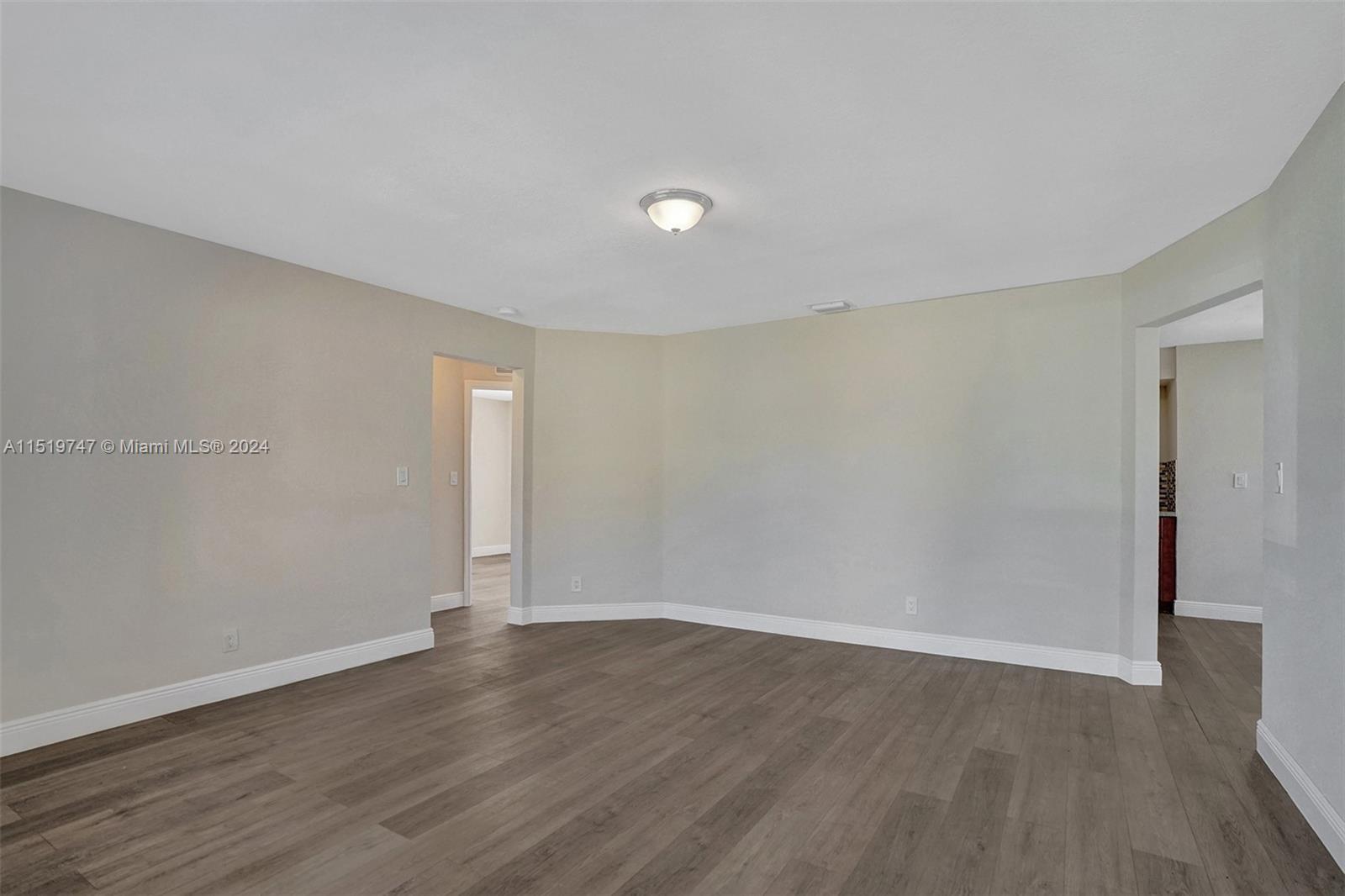 3884 NW 34th St