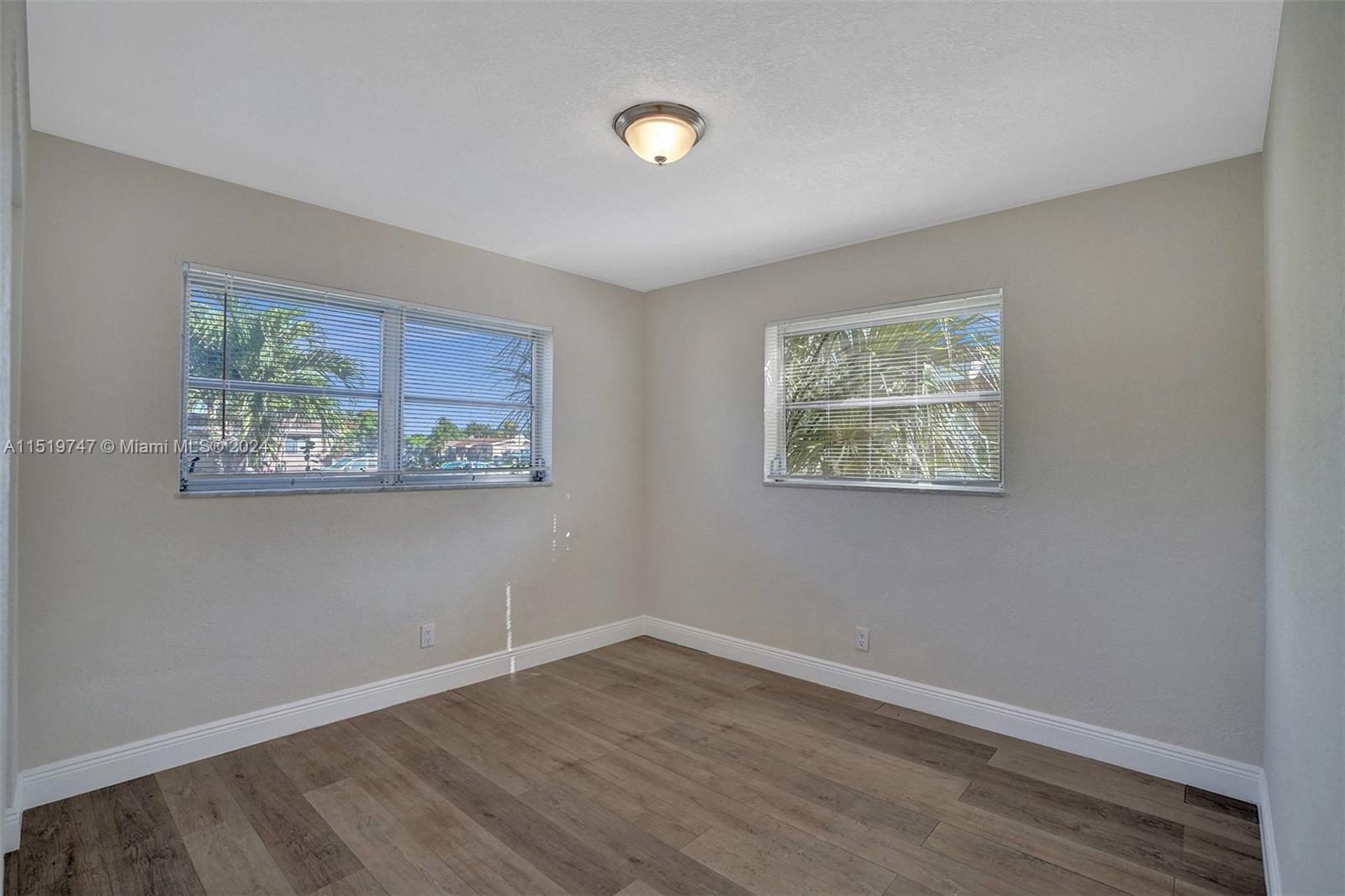 3884 NW 34th St