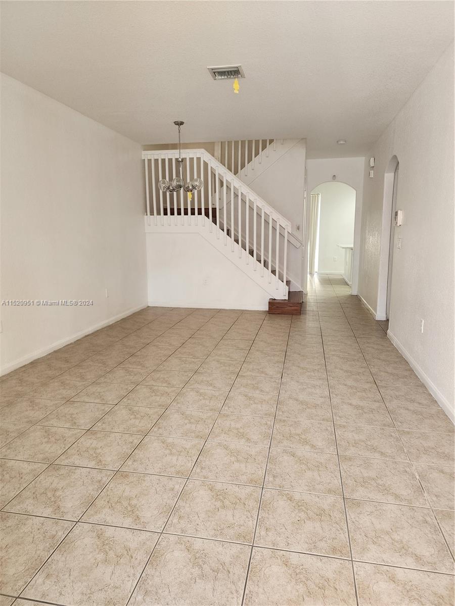 2579 SW 85th Ave # 105