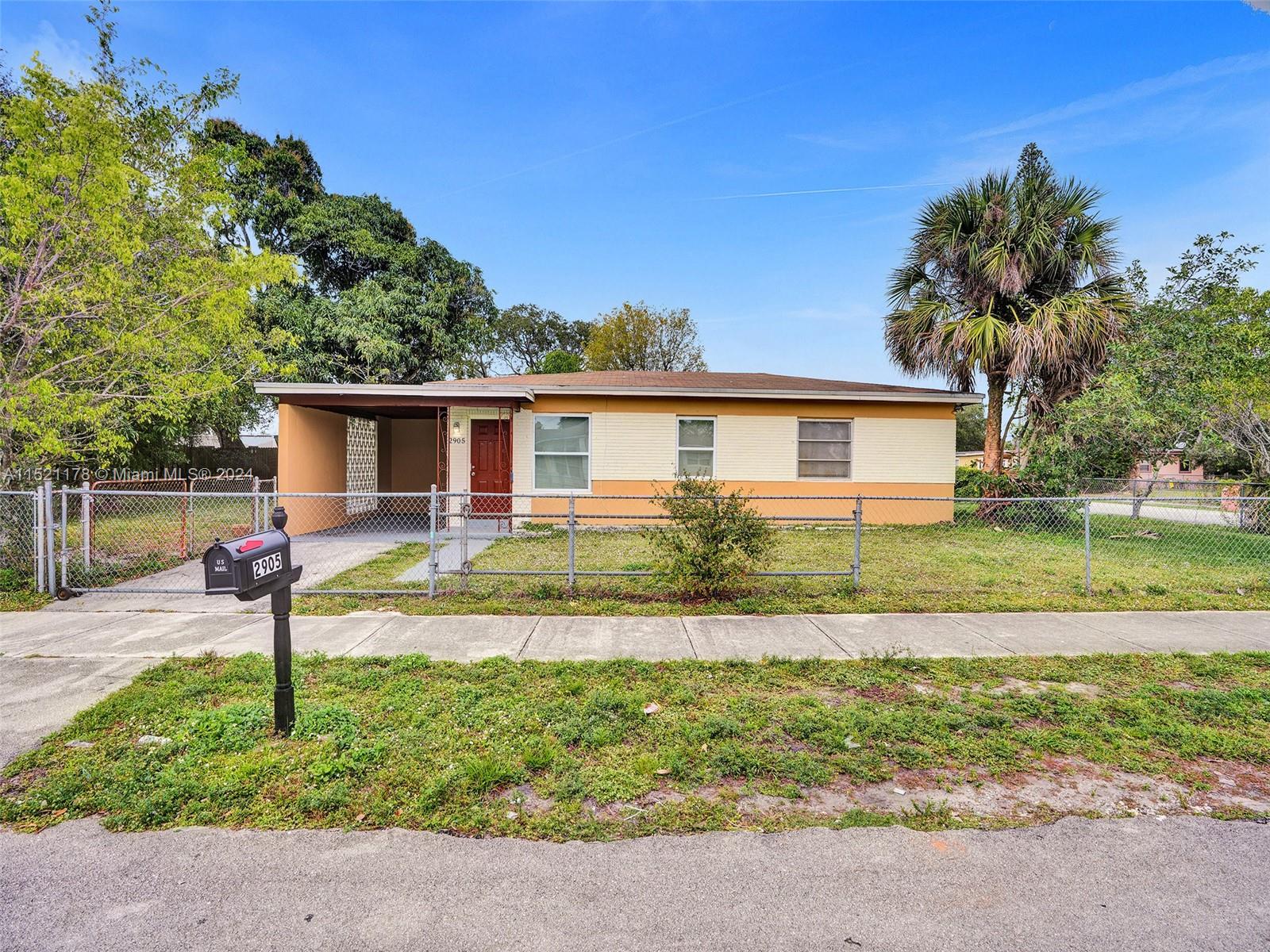 2905 NW 5th St