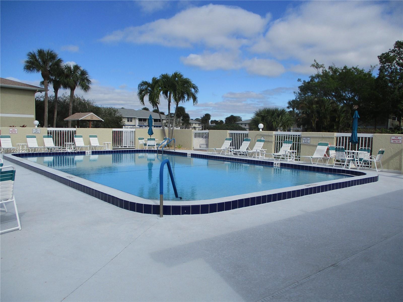 1540 SE Royal Green Cir # 102, Port St. Lucie Unit: I 102