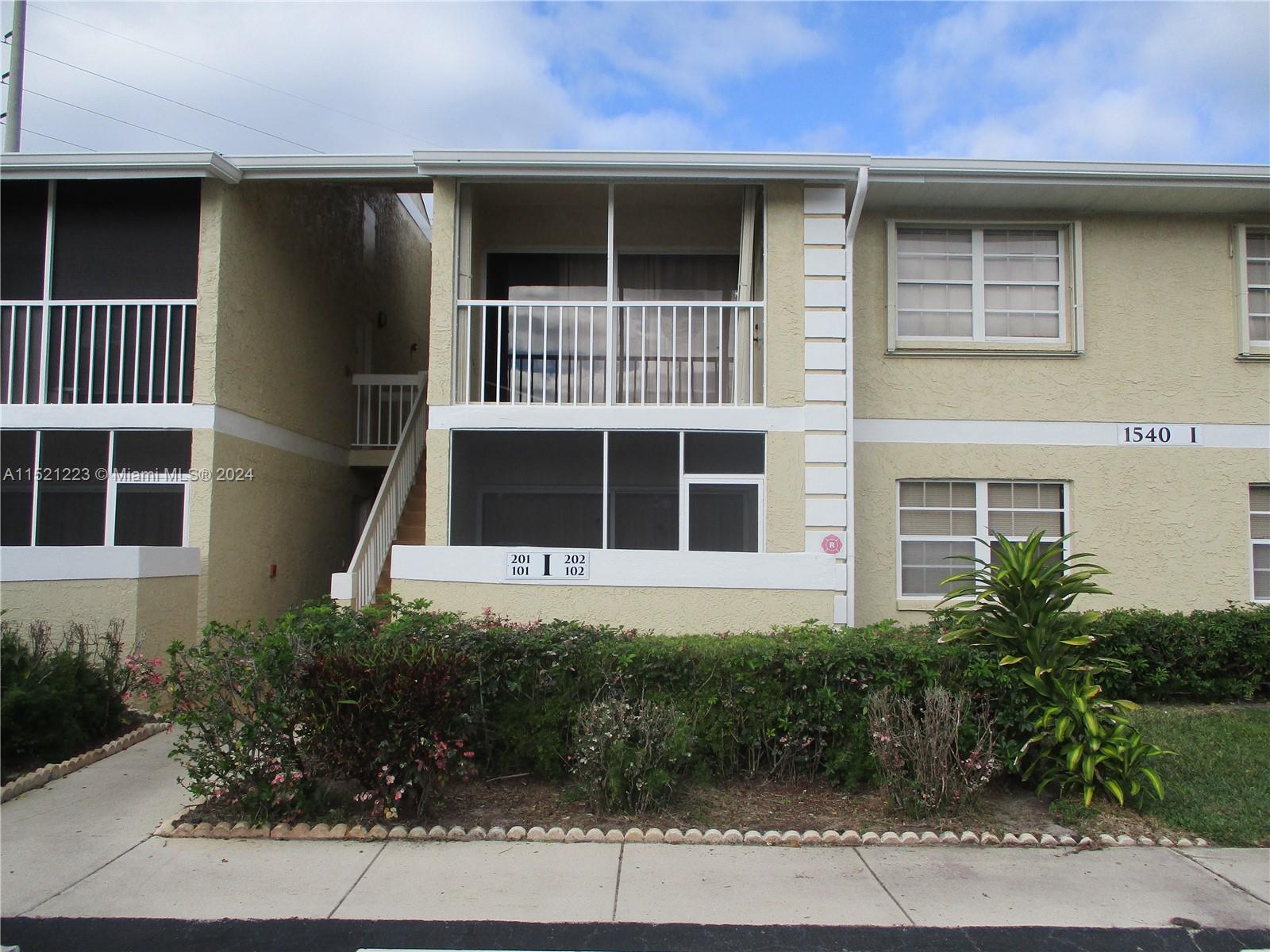 1540 SE Royal Green Cir # 102, Port St. Lucie Unit: I 102