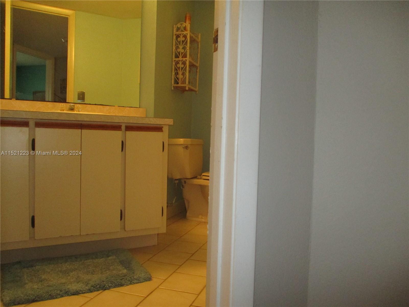 1540 SE Royal Green Cir # 102, Port St. Lucie Unit: I 102