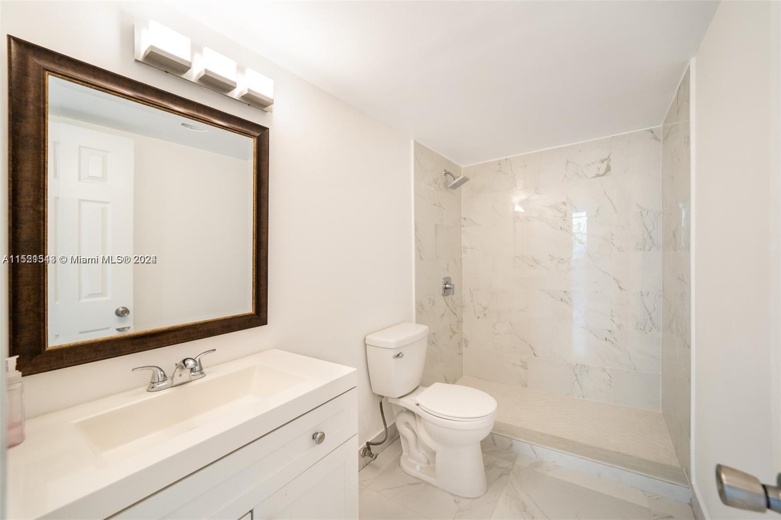 9461 Evergreen Pl # 302