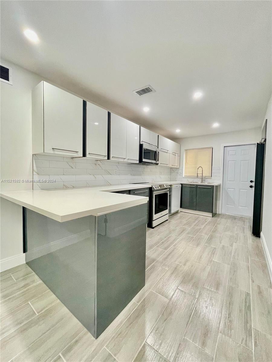 2300 SW 18th Ter # 1