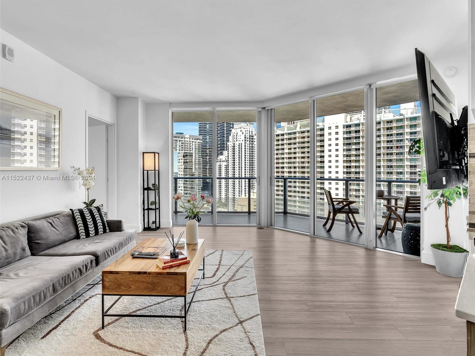 1300 Brickell Bay Dr # 3207