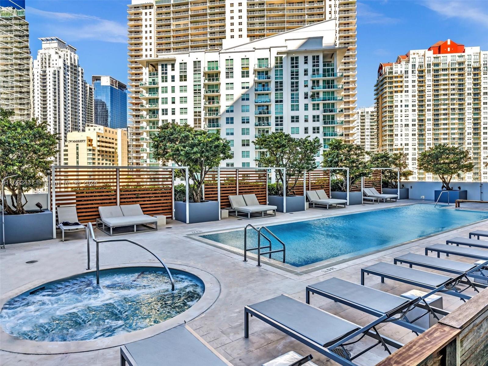 1300 Brickell Bay Dr # 3207