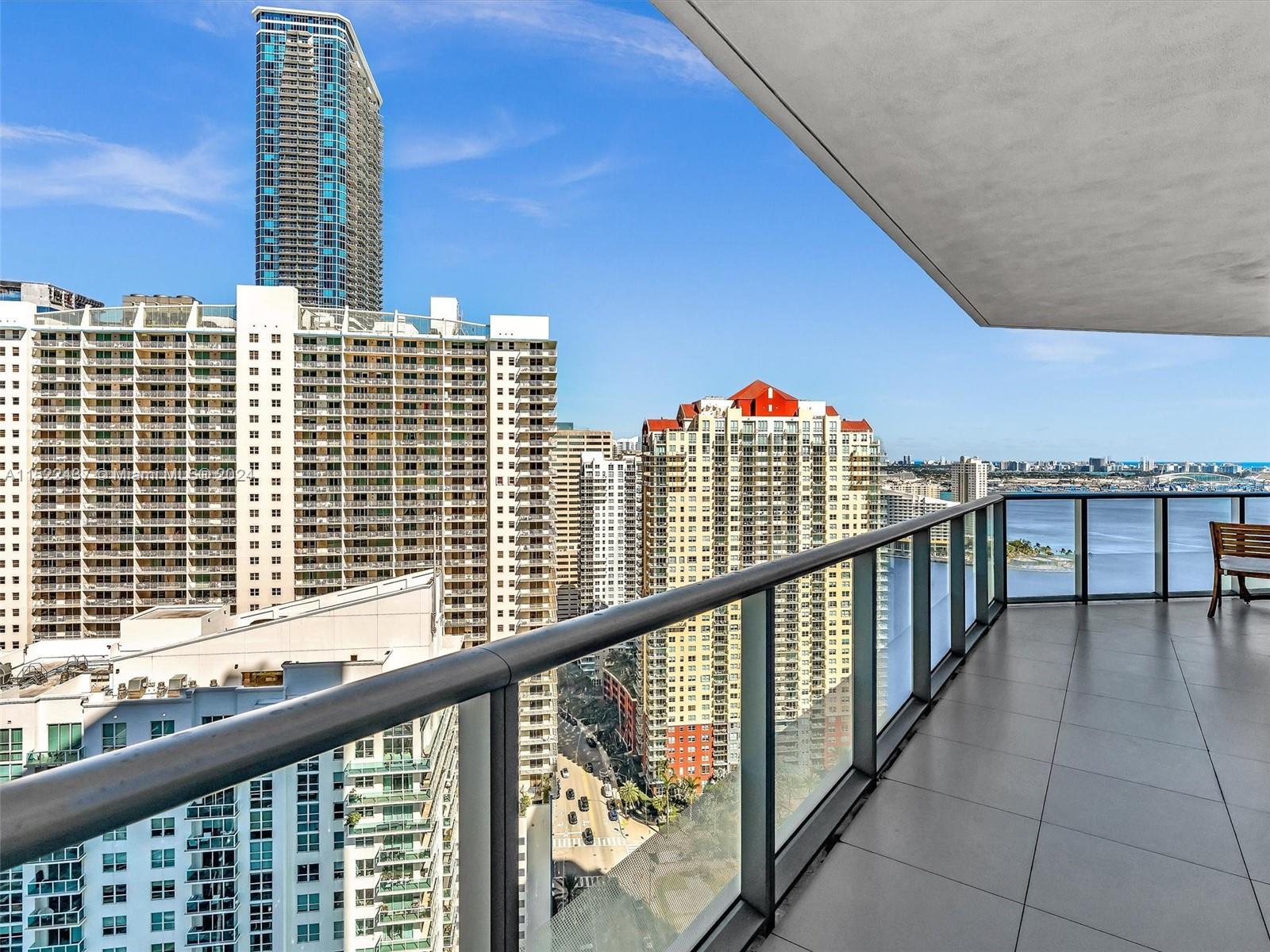 1300 Brickell Bay Dr # 3207