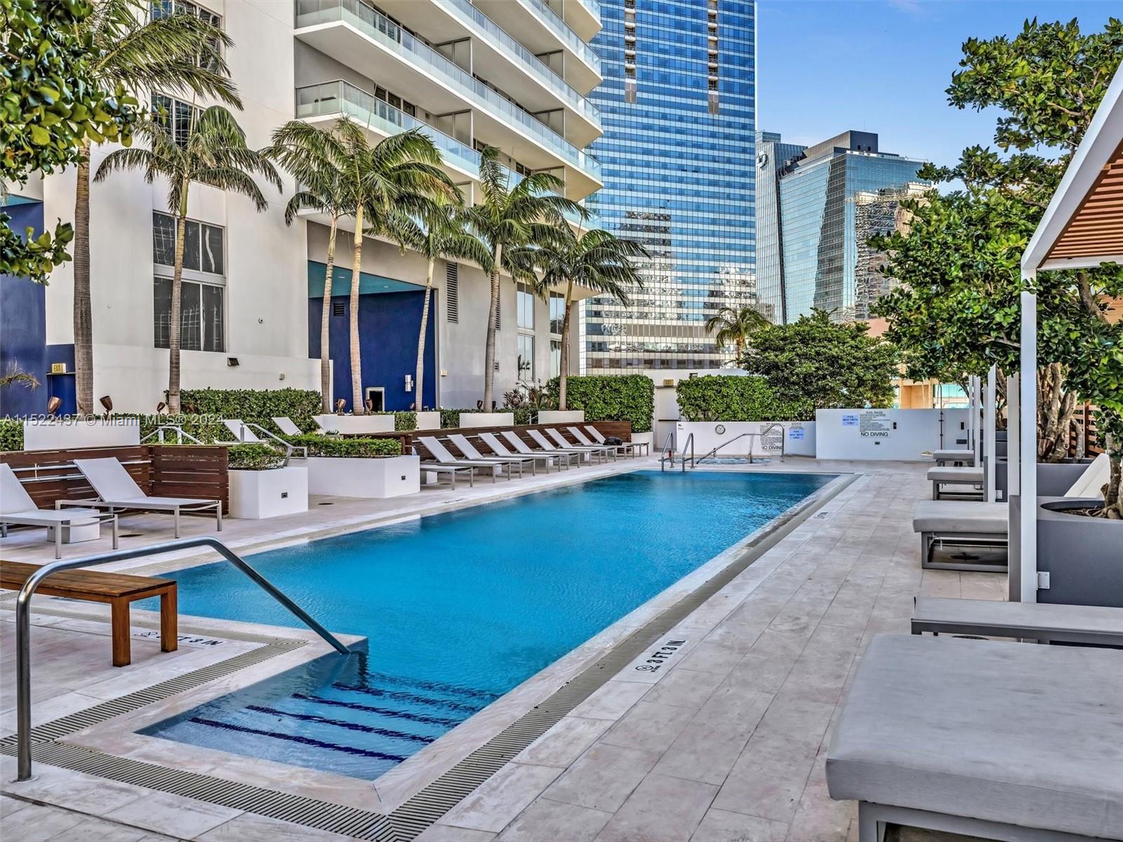 1300 Brickell Bay Dr # 3207
