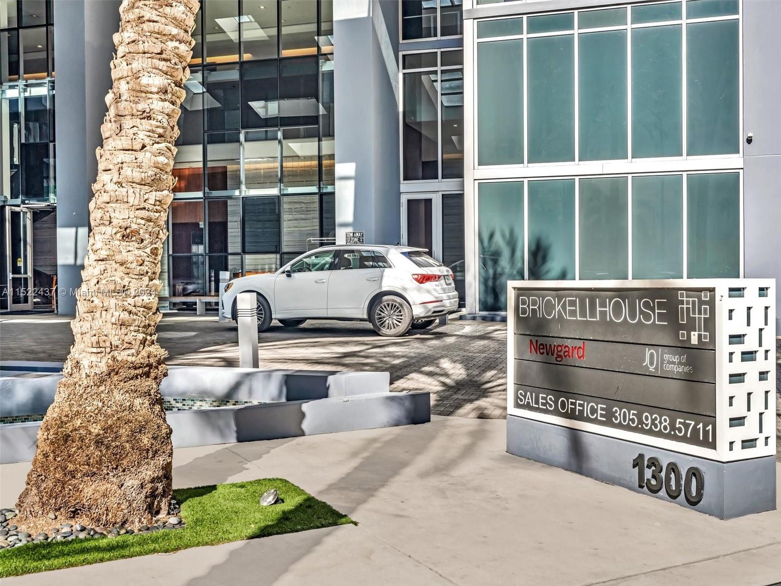 1300 Brickell Bay Dr # 3207