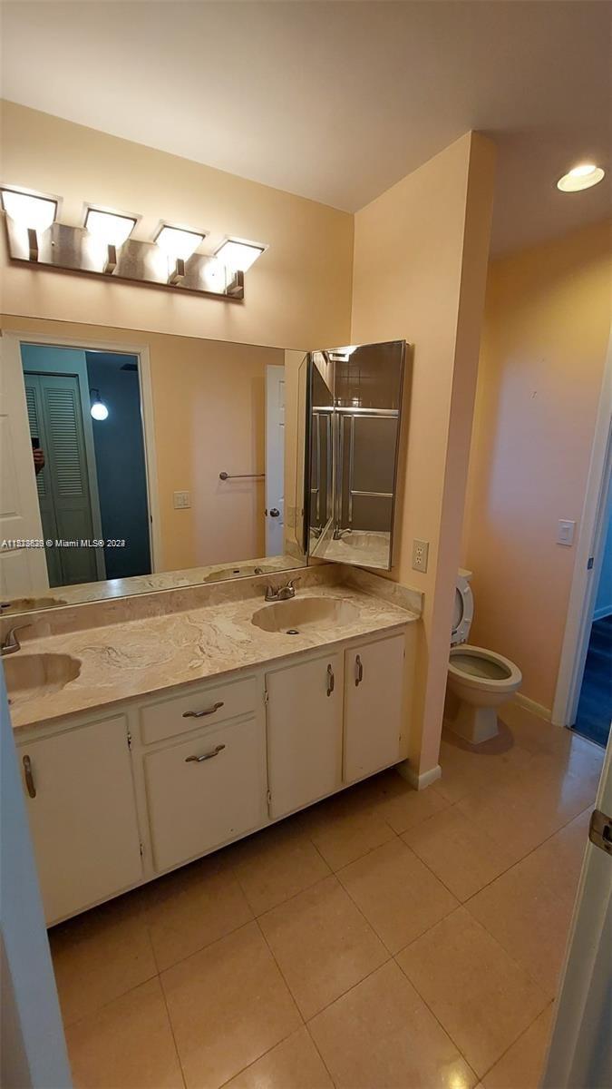 4226 S Landar Dr # 4226