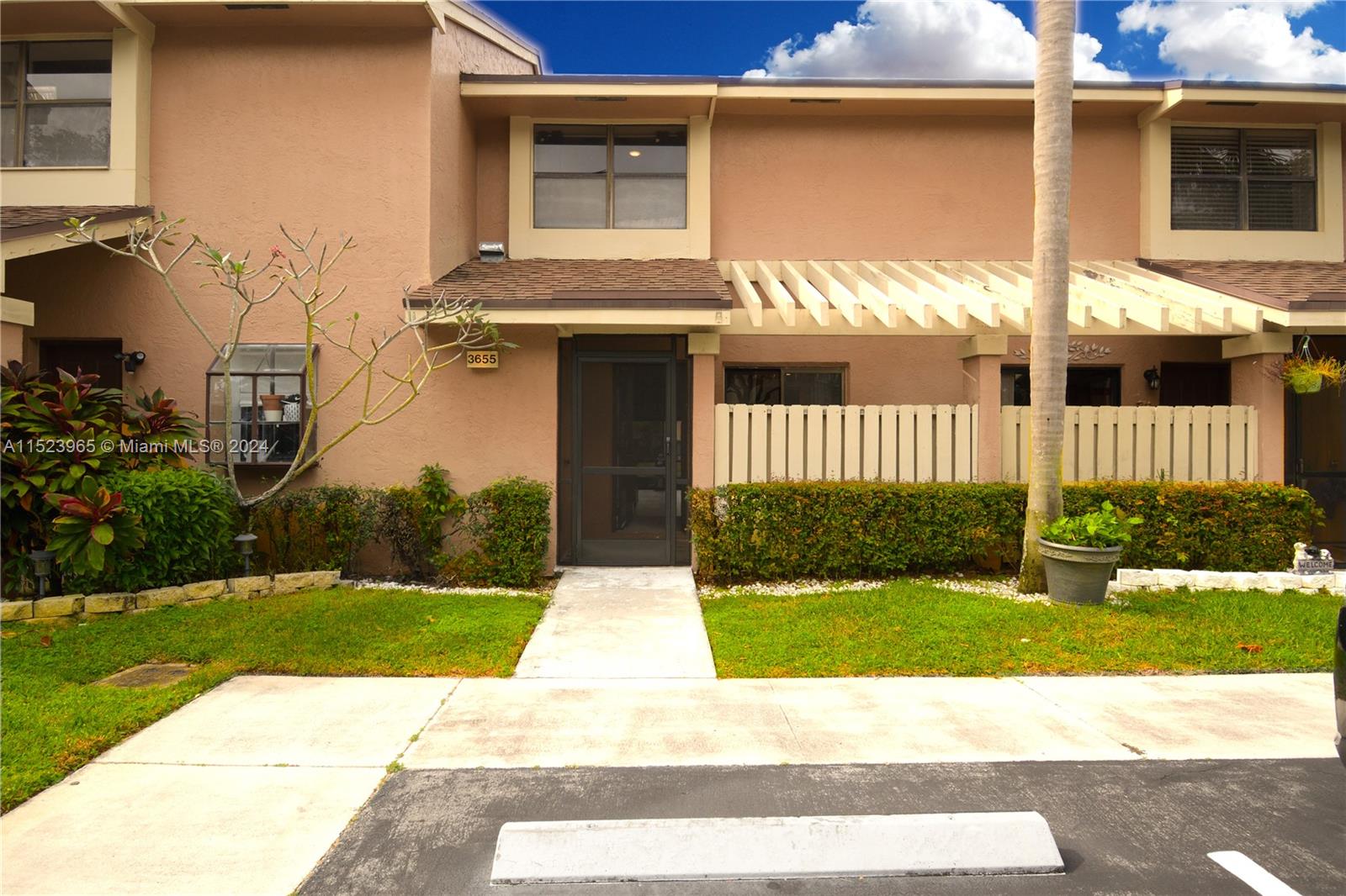3655 Carambola Cir N # 2859