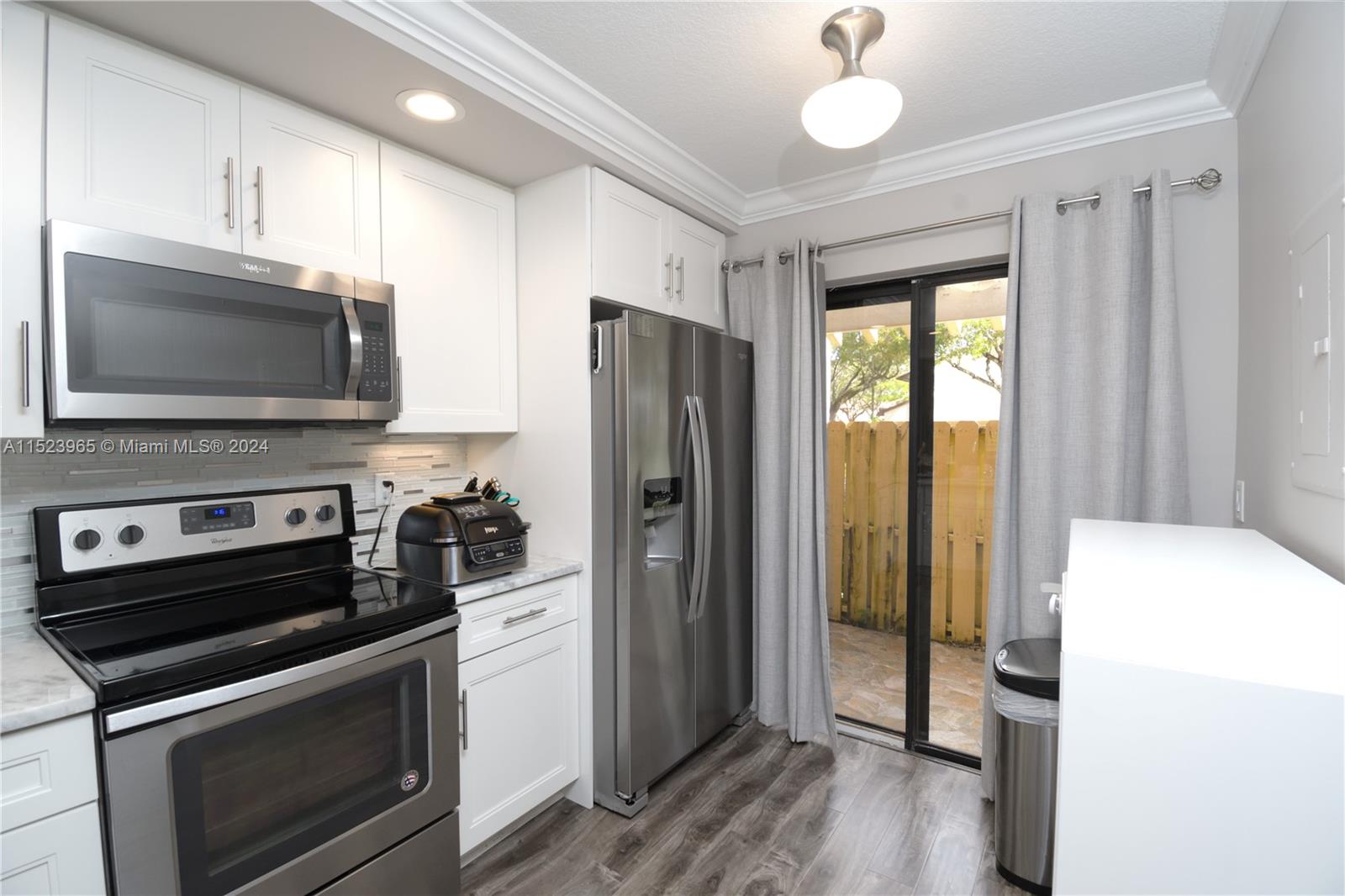 3655 Carambola Cir N # 2859