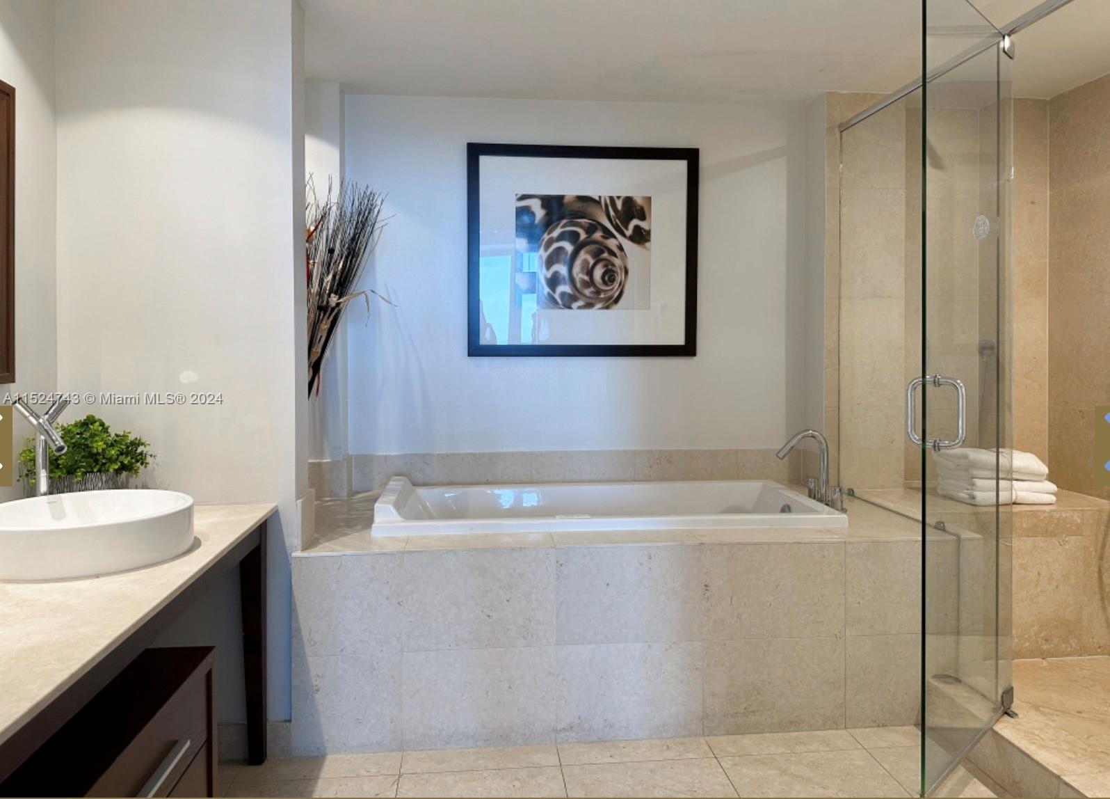 485 Brickell Ave # 4608