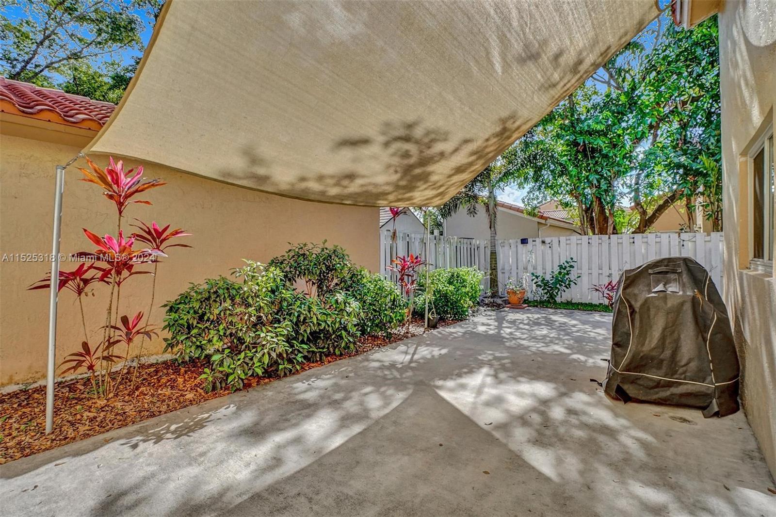 12649 NW 12th Ct