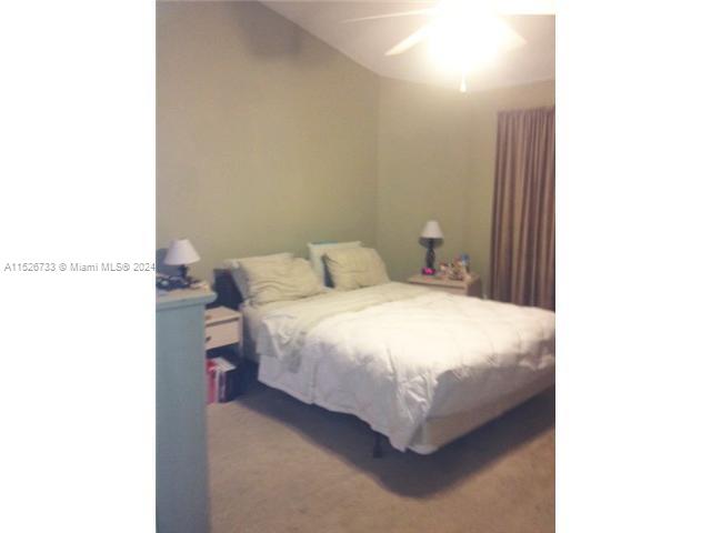 3437 NW 44th St # 202