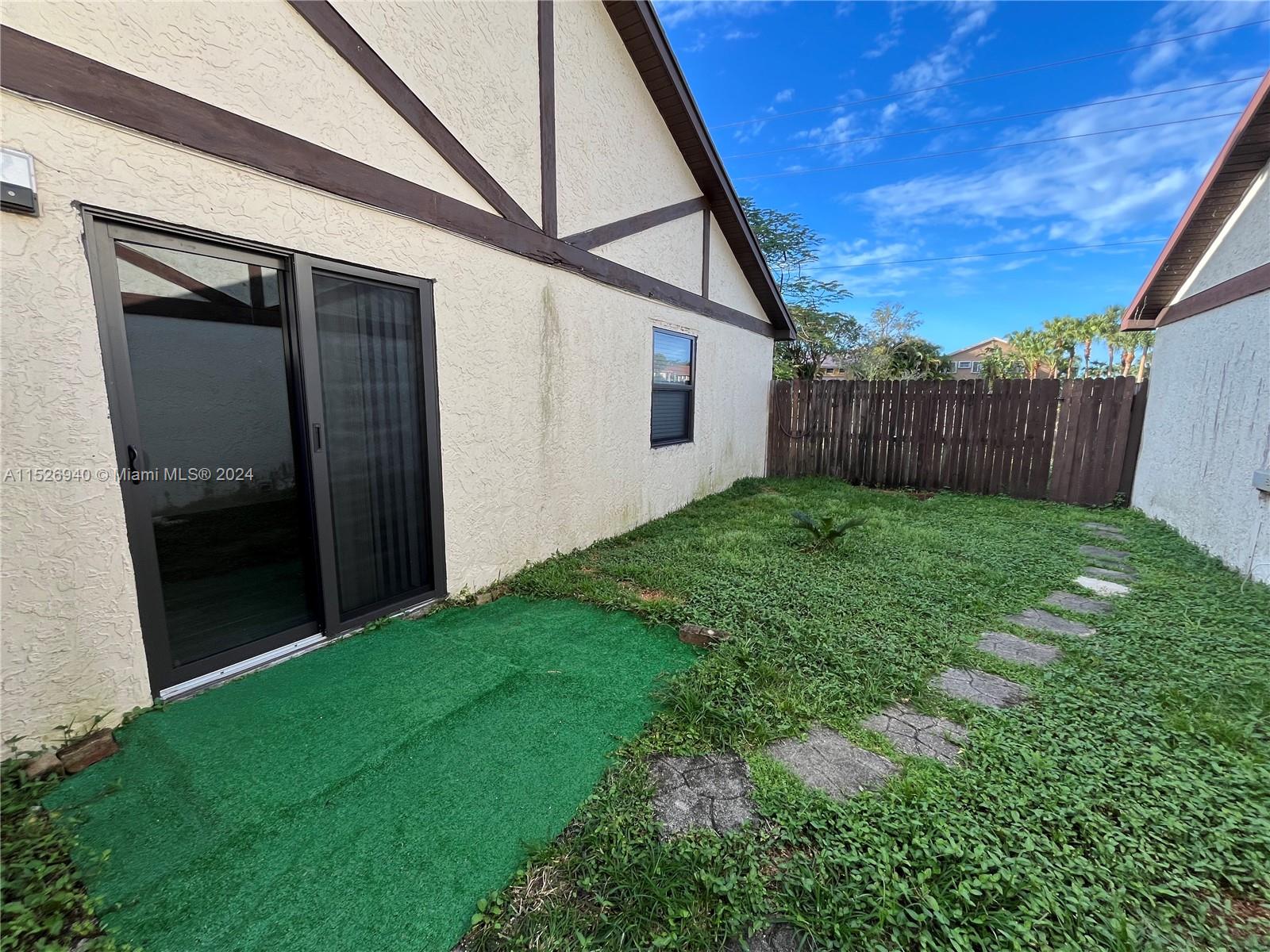 11239 W Model Cir W # 0