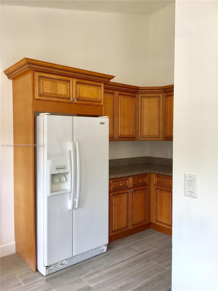 11239 W Model Cir W # 0