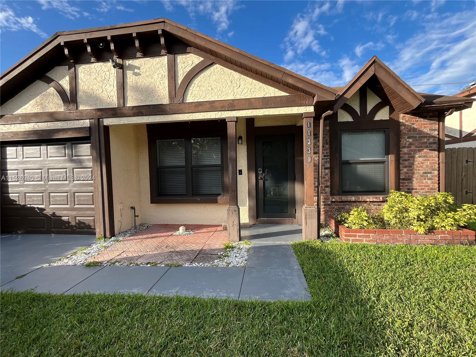 11239 W Model Cir W # 0