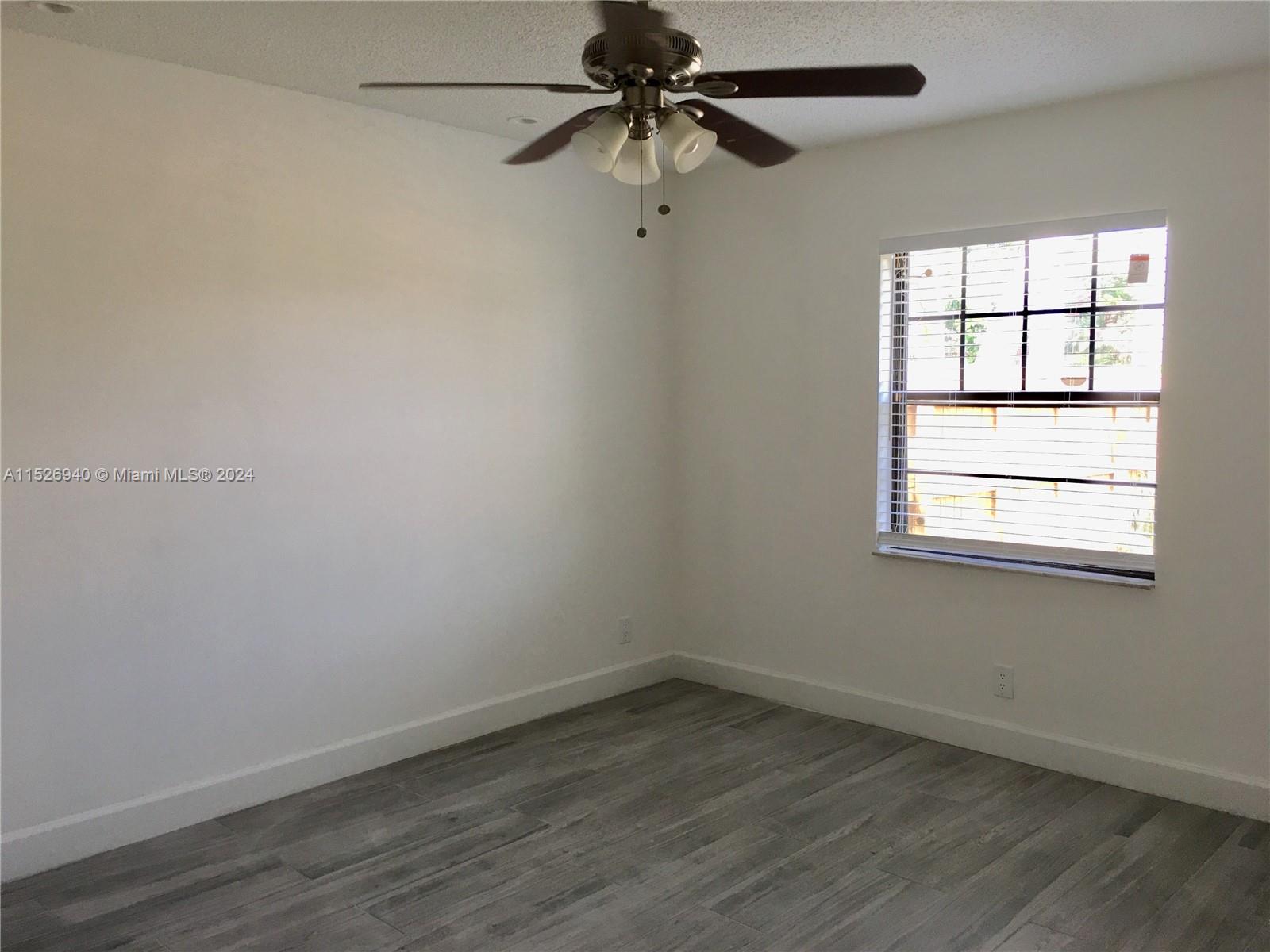 11239 W Model Cir W # 0