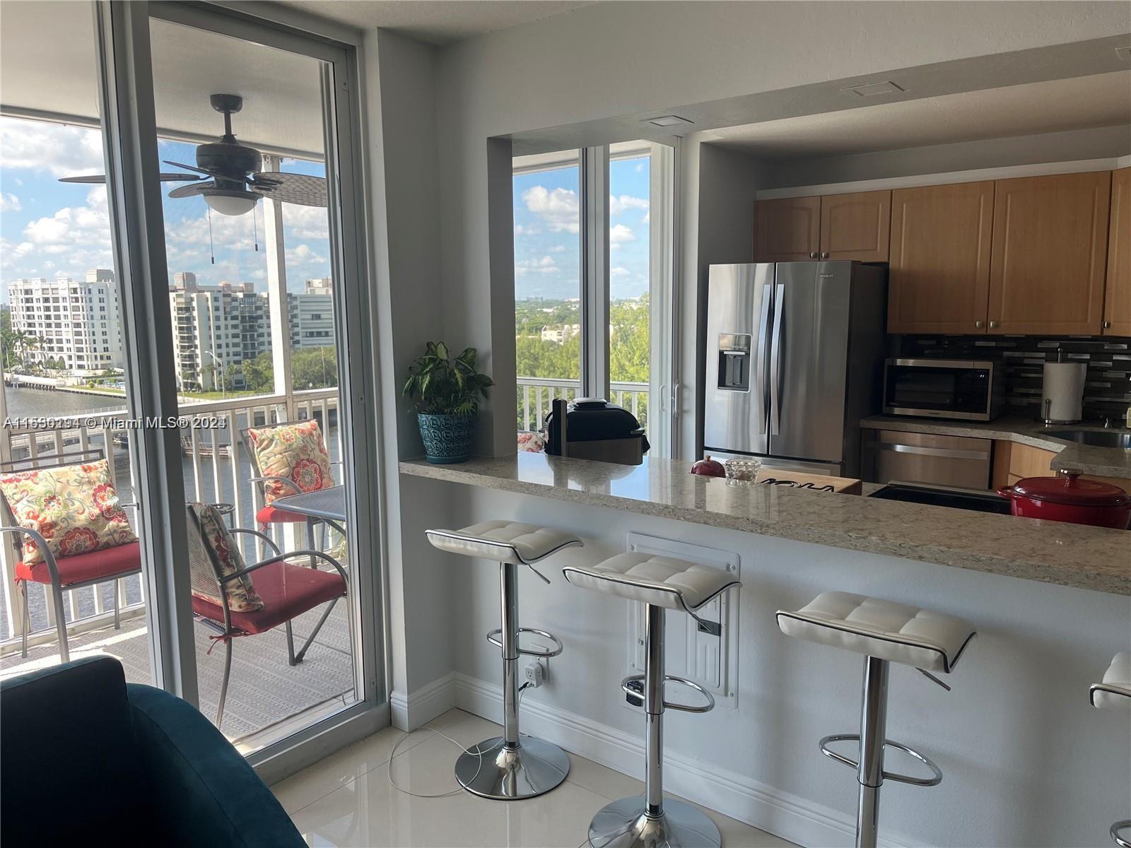 1505 N Riverside Dr # 1003