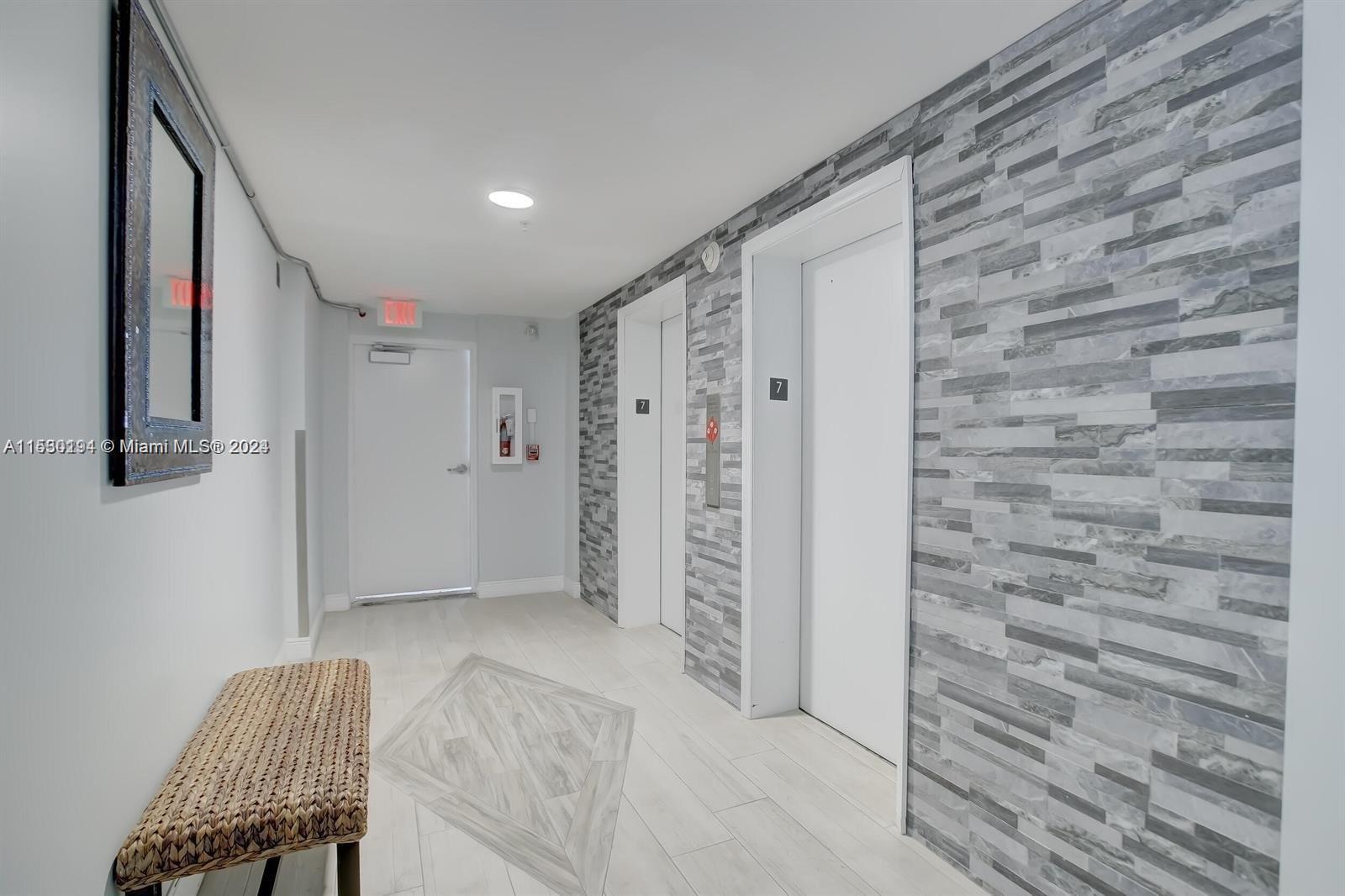1505 N Riverside Dr # 1003