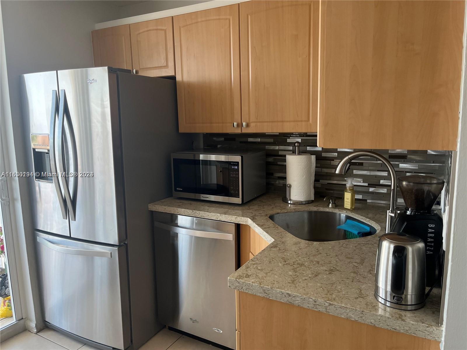 1505 N Riverside Dr # 1003