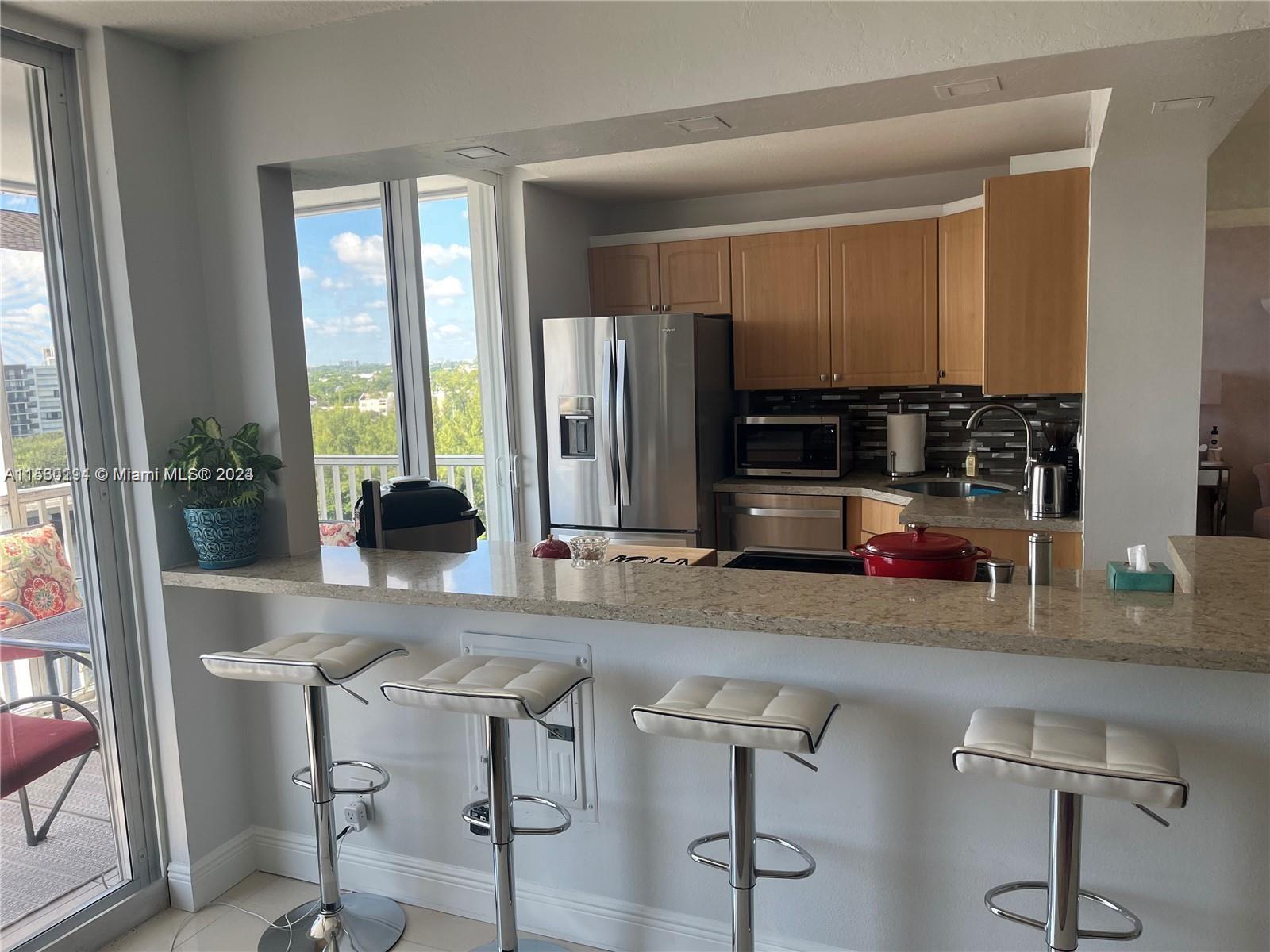 1505 N Riverside Dr # 1003