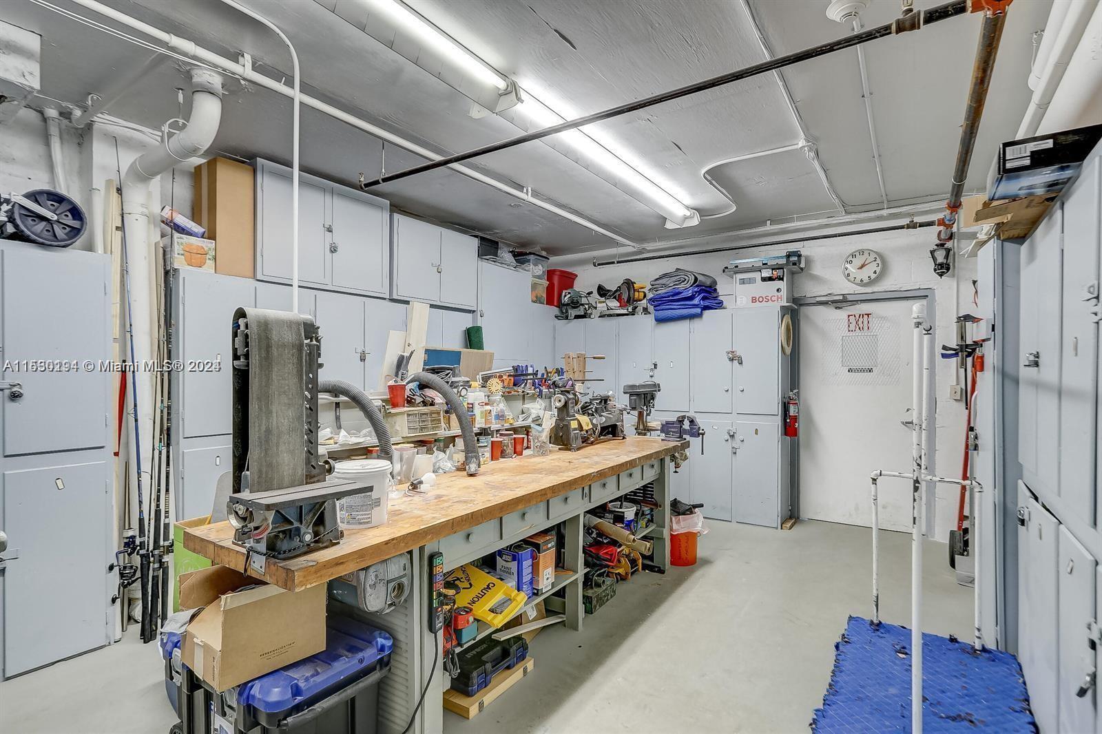 1505 N Riverside Dr # 1003