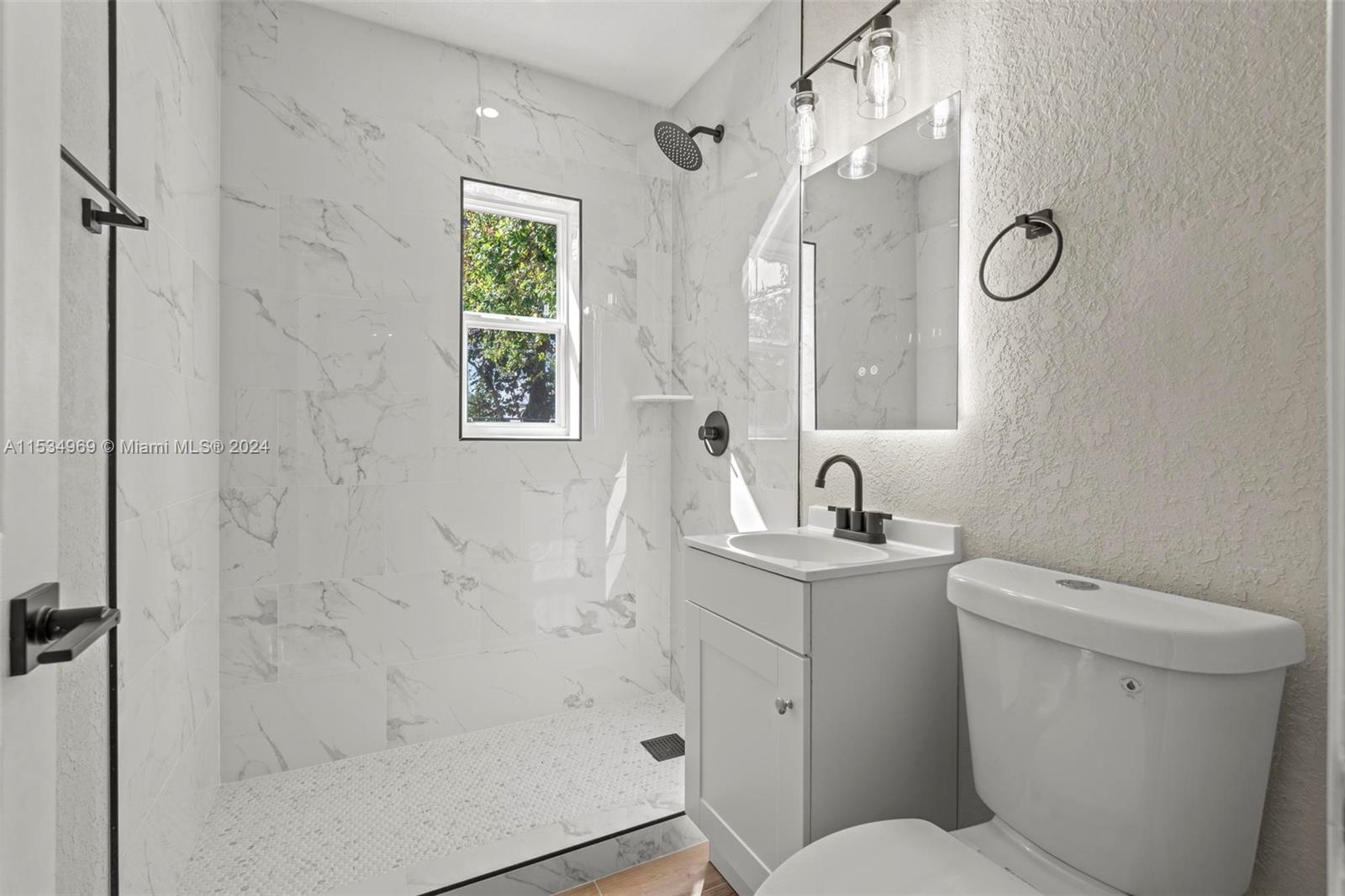 145 W 34th St