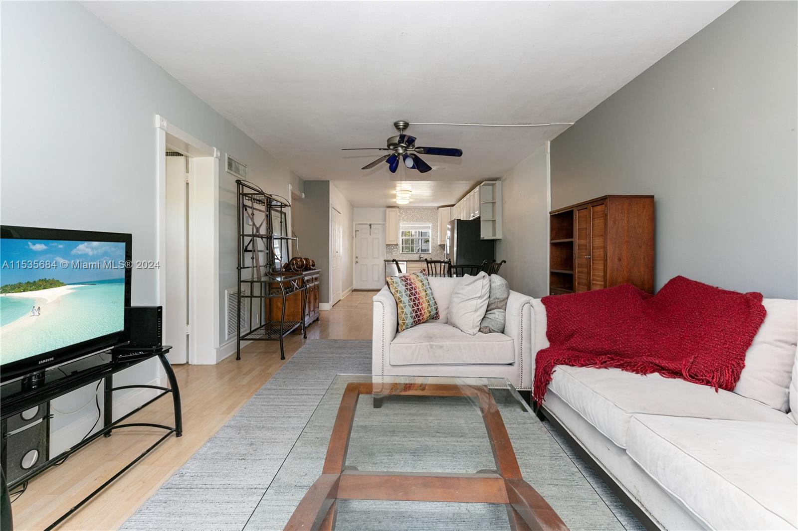 298 SE 6th Ave # 2