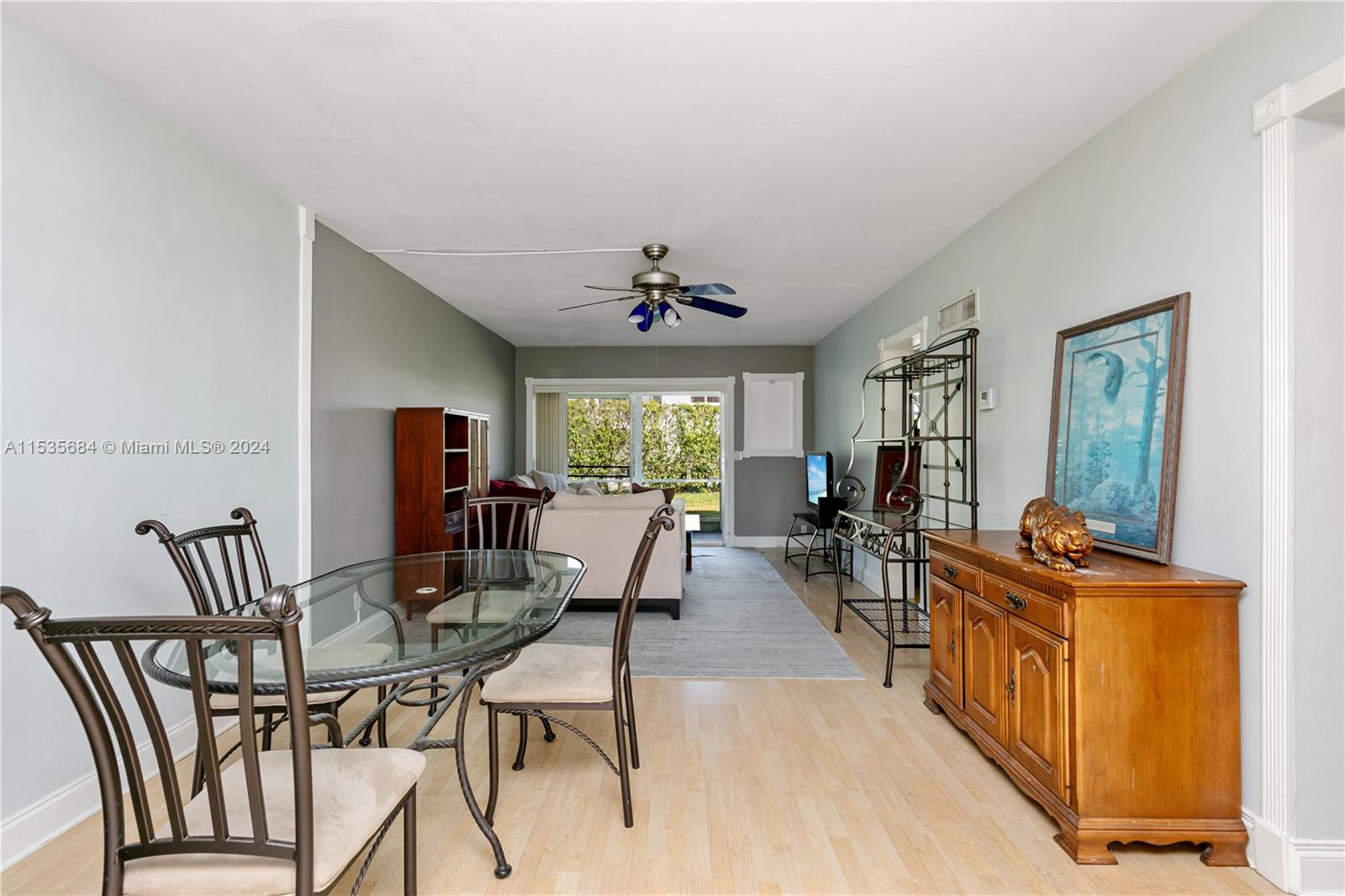 298 SE 6th Ave # 2