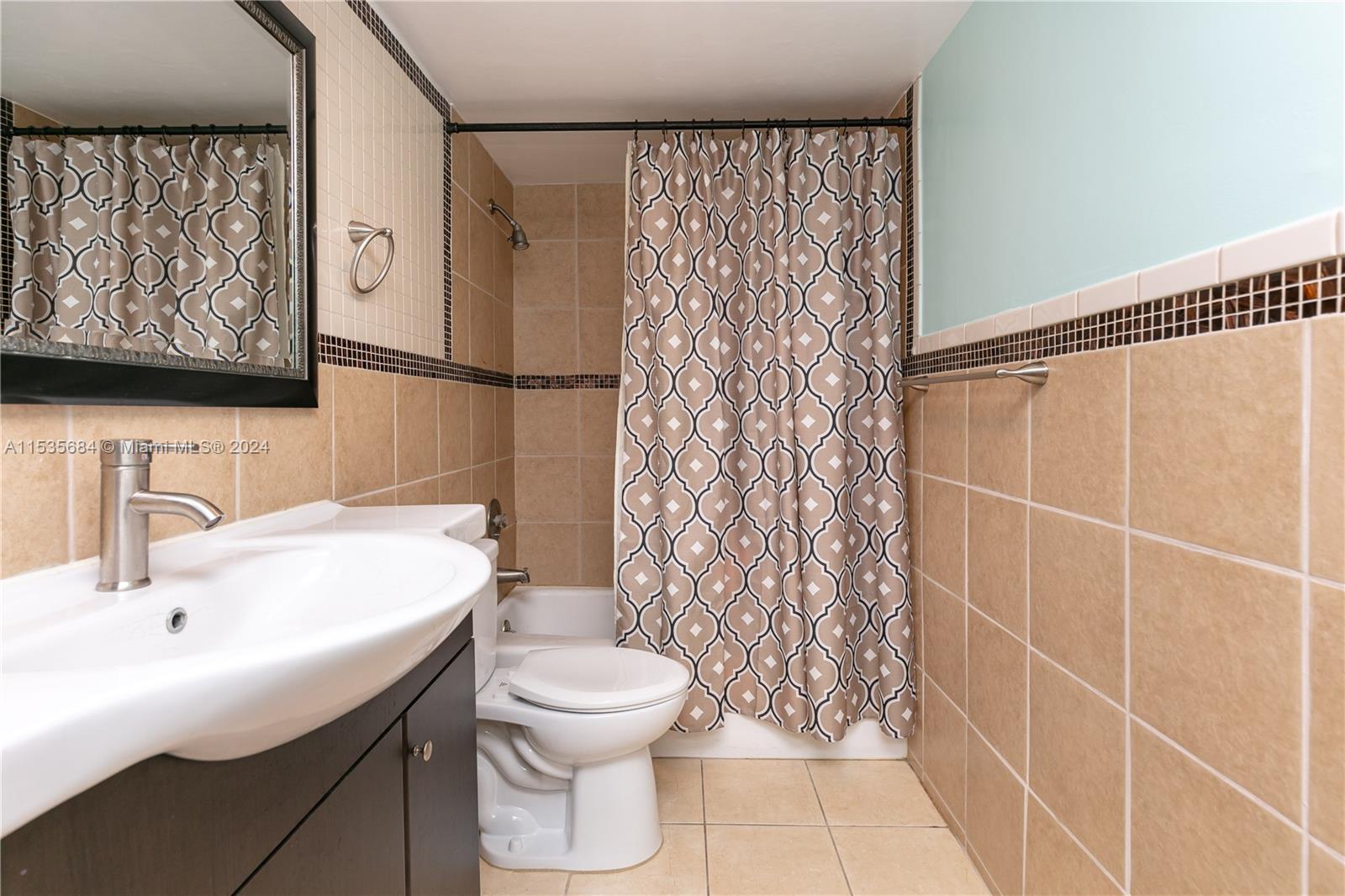 298 SE 6th Ave # 2