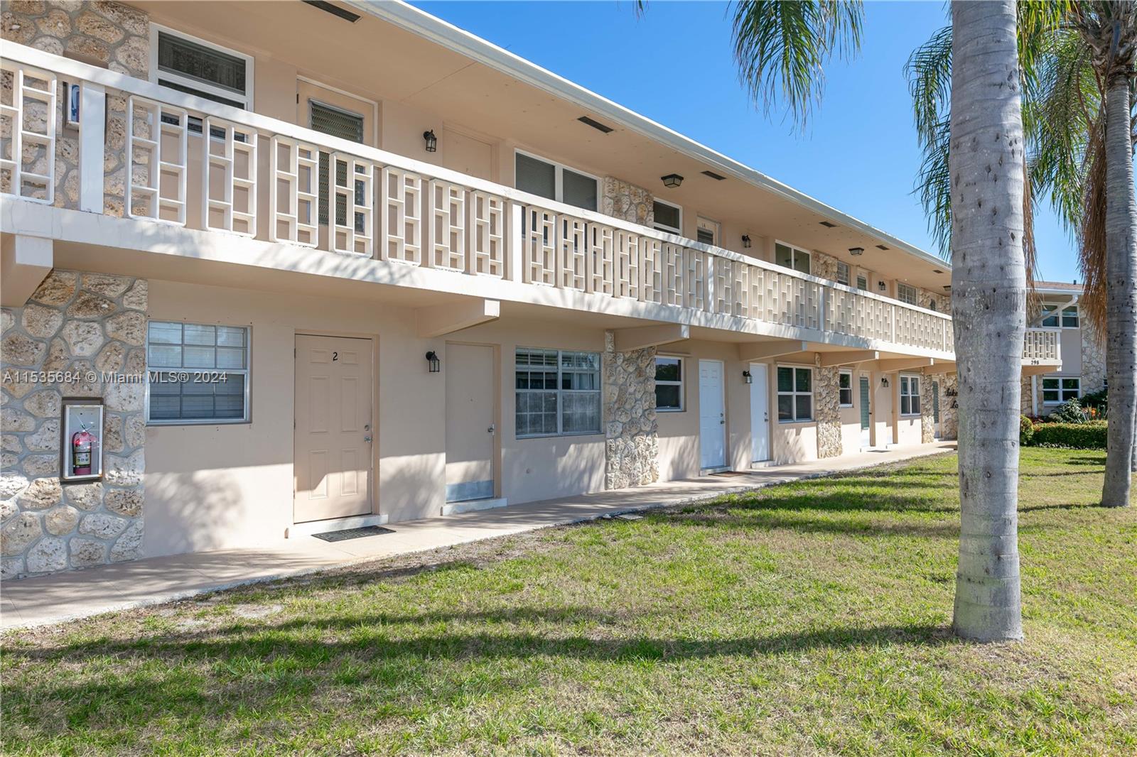 298 SE 6th Ave # 2