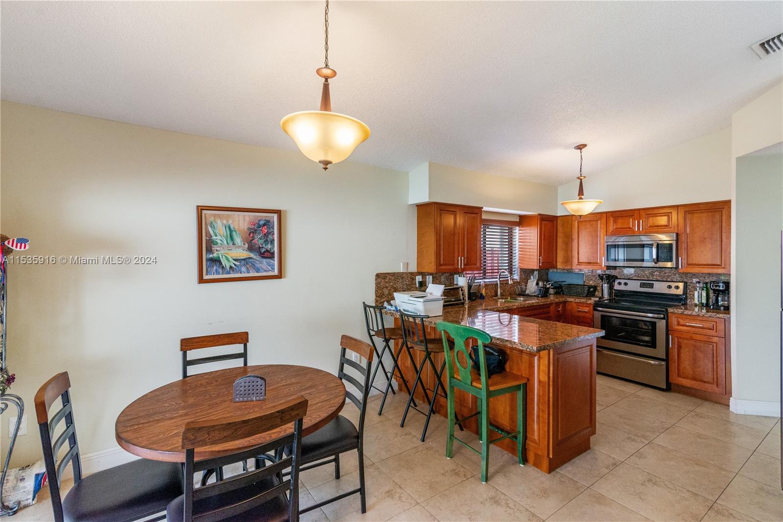 529 SW 88th Pl E