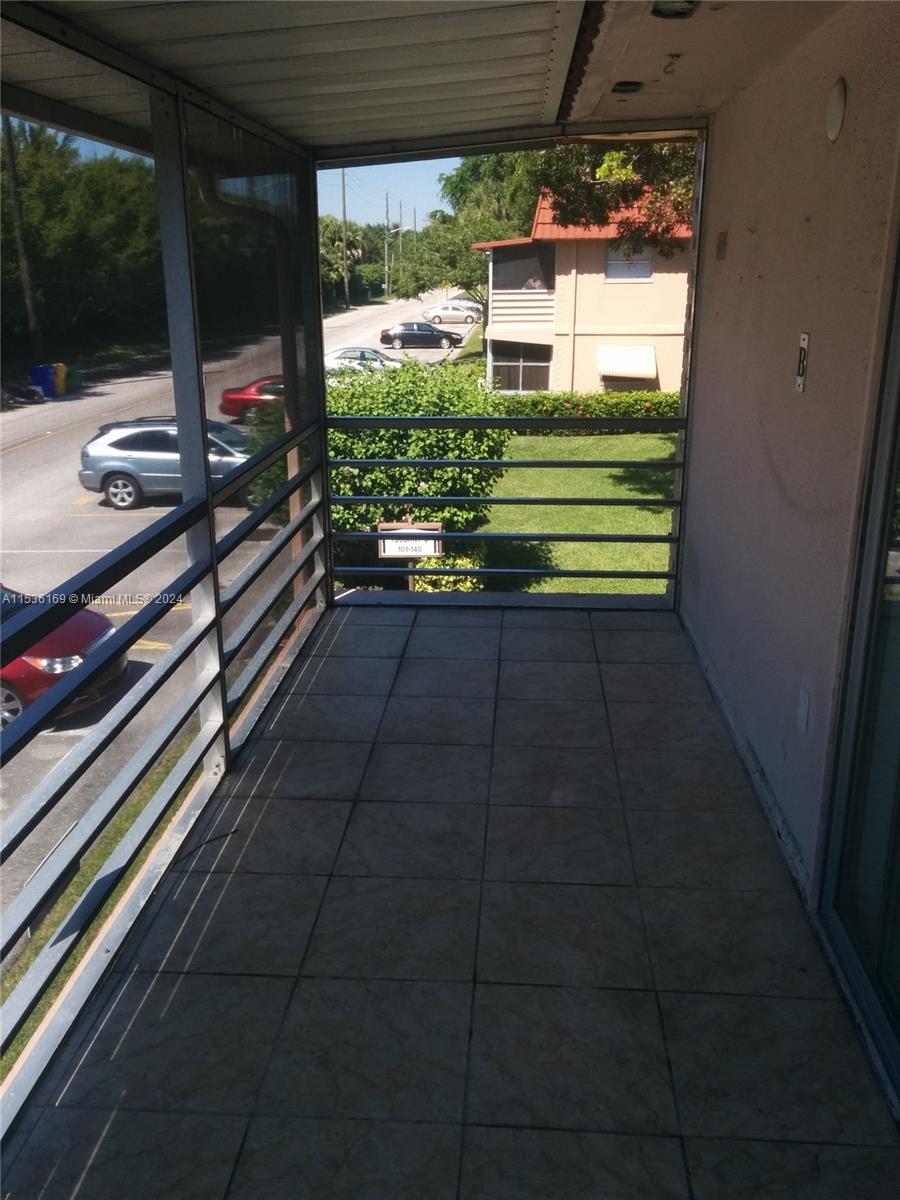 139 Tuscany B # 139