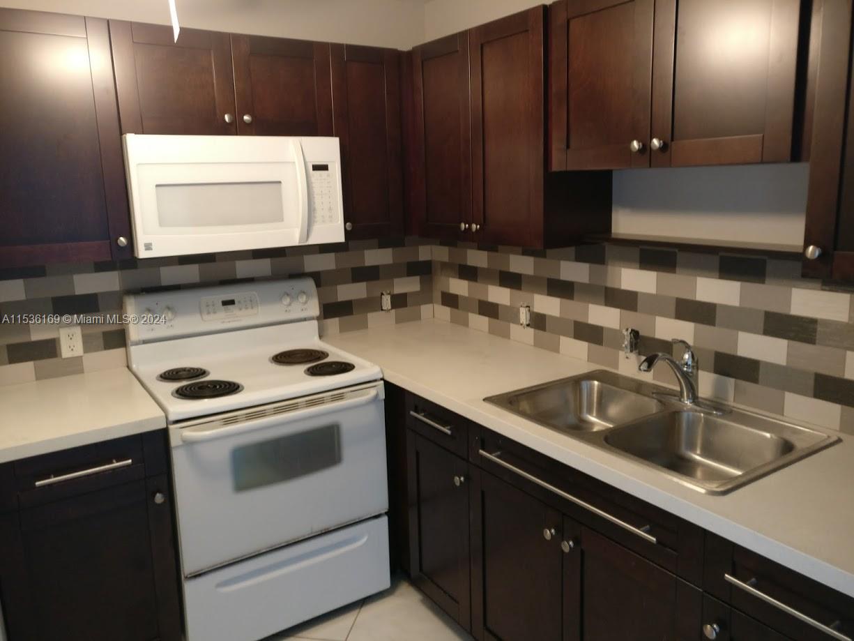 139 Tuscany B # 139