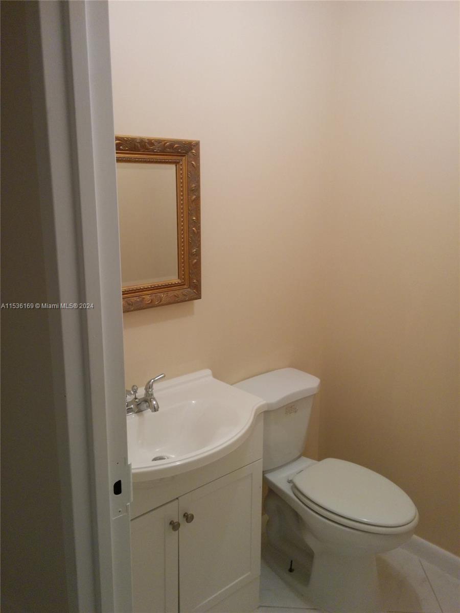 139 Tuscany B # 139