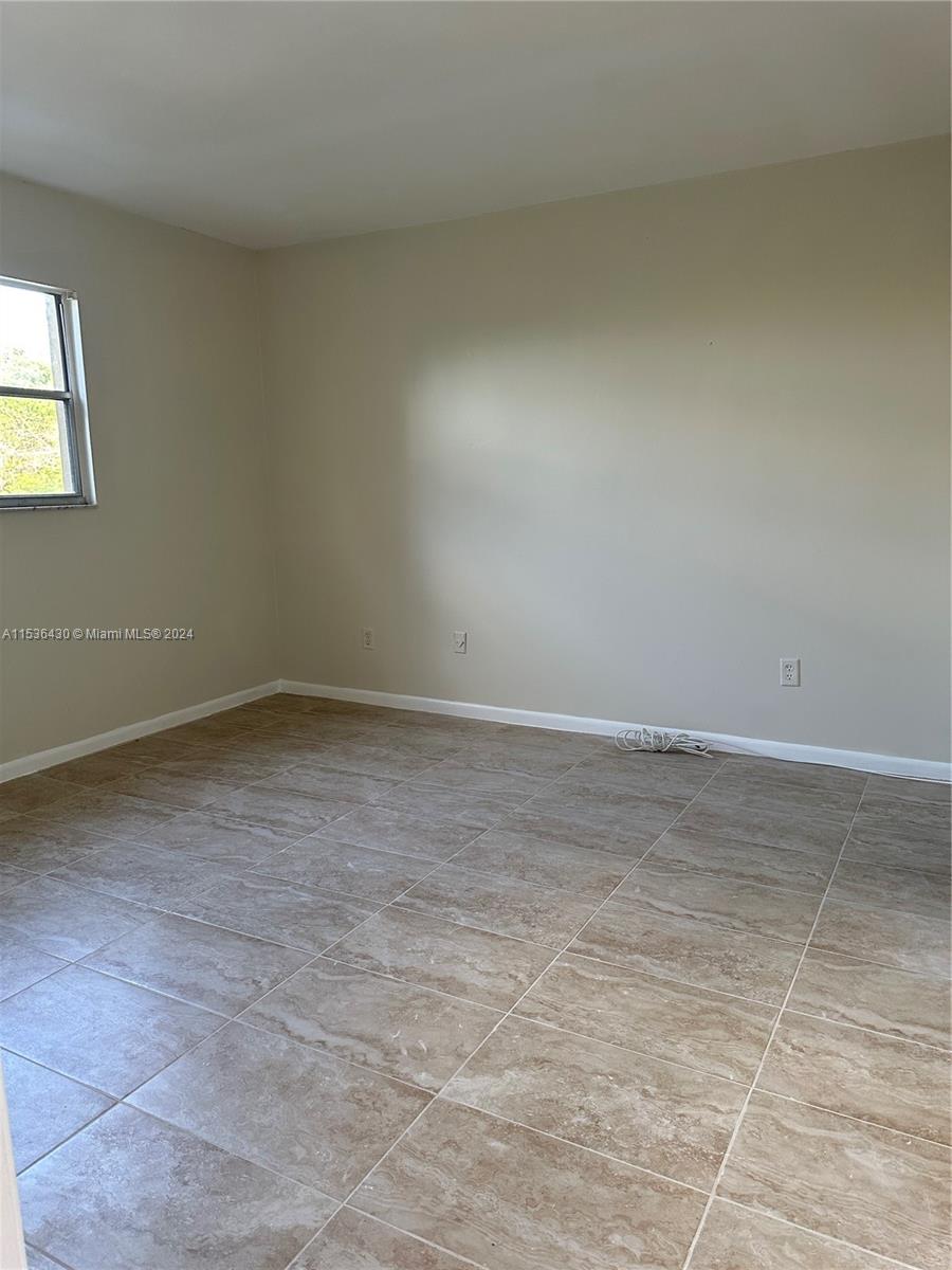 4121 Stirling Rd # 306