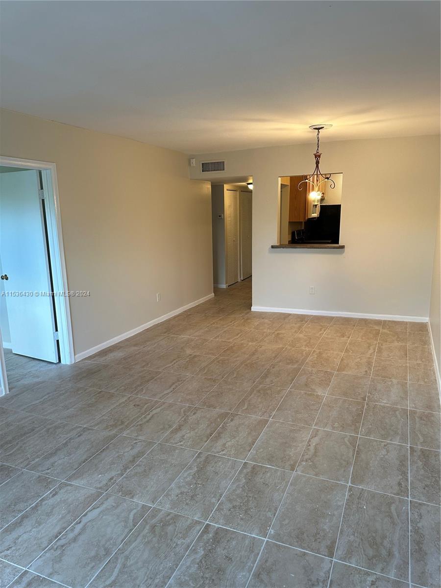 4121 Stirling Rd # 306