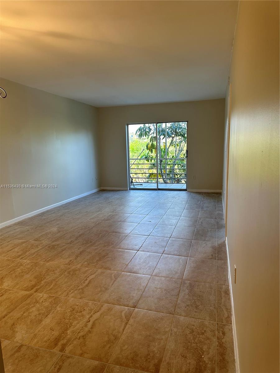 4121 Stirling Rd # 306