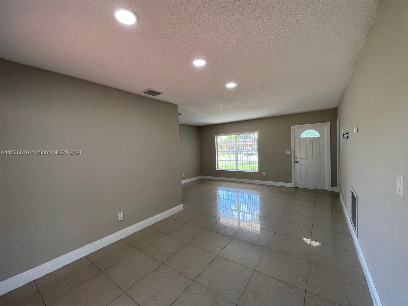 15263 SW 102nd Pl