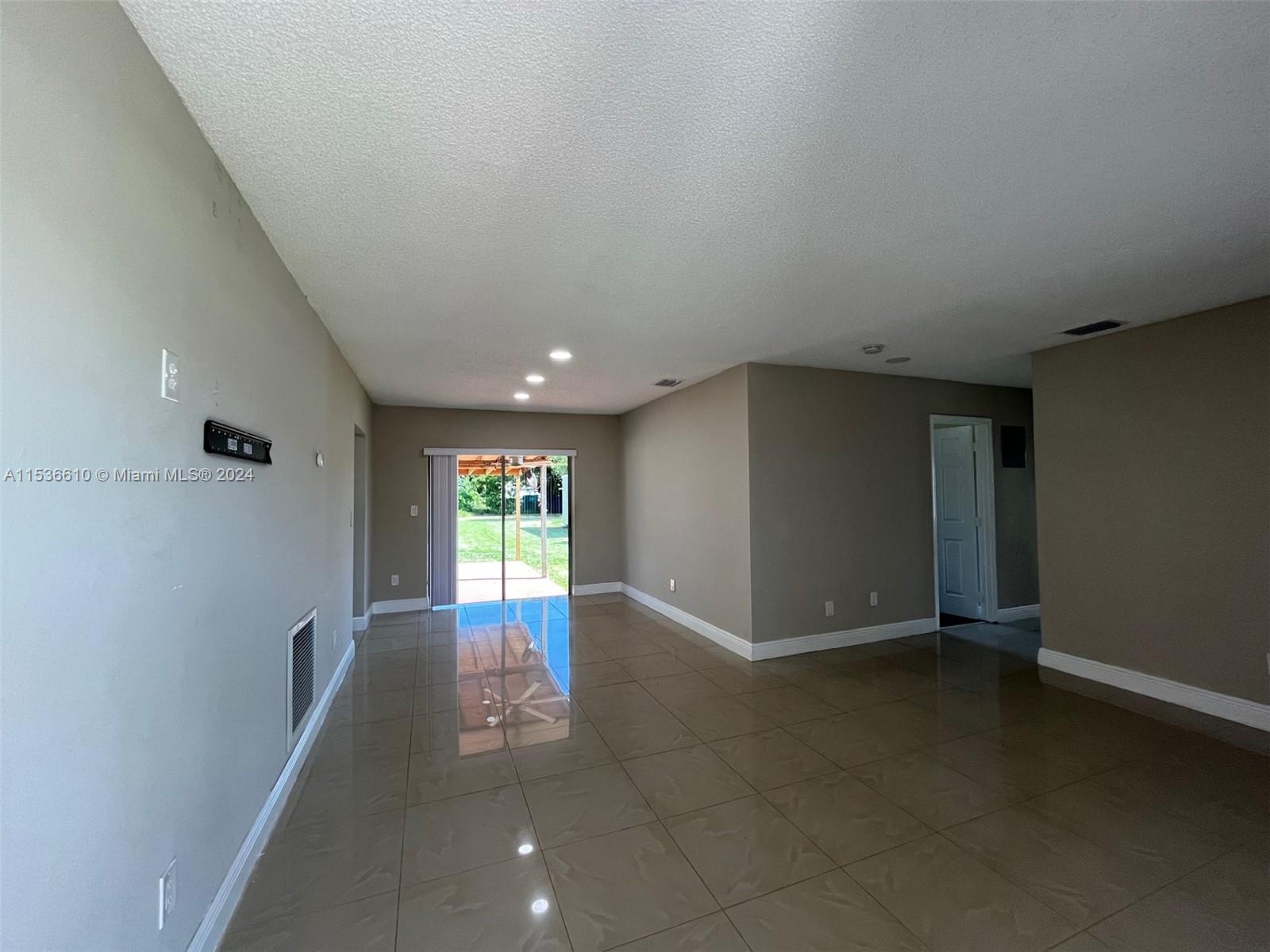 15263 SW 102nd Pl