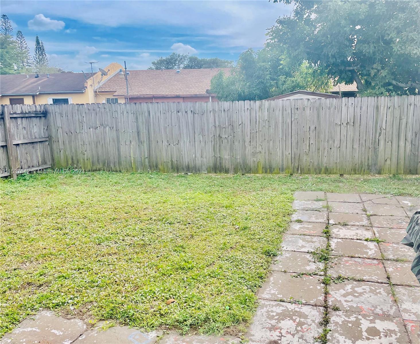 20122 NW 28th Ct