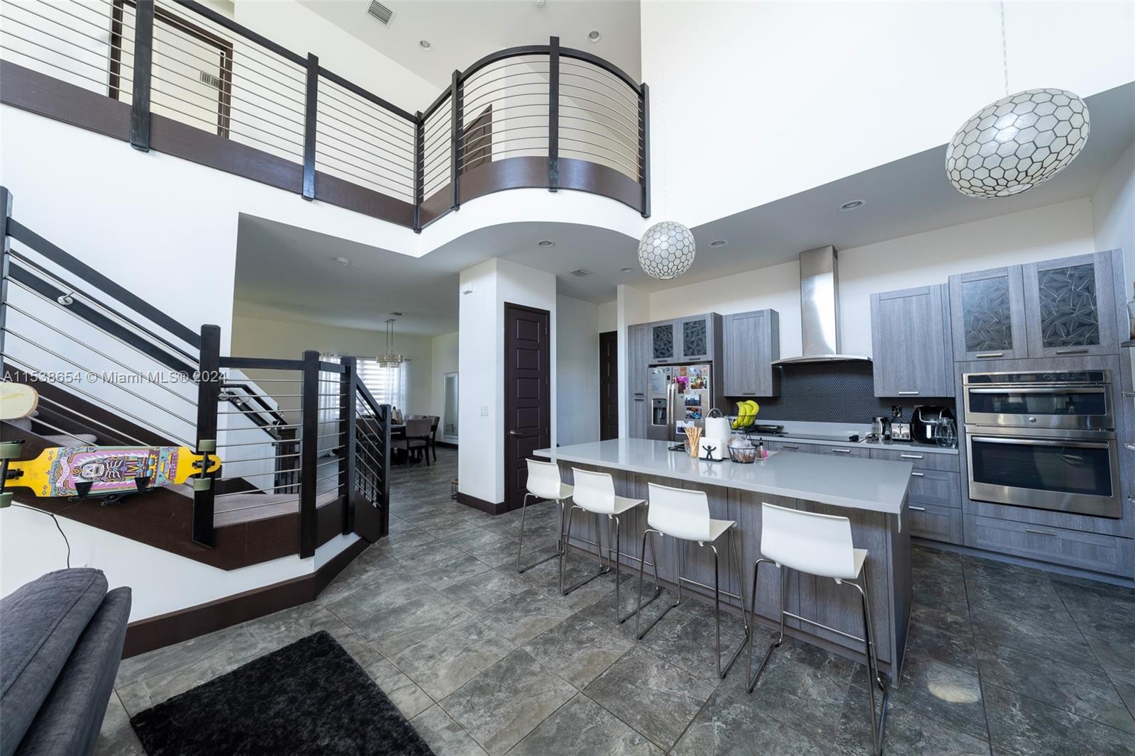 15976 SW 136th Ter