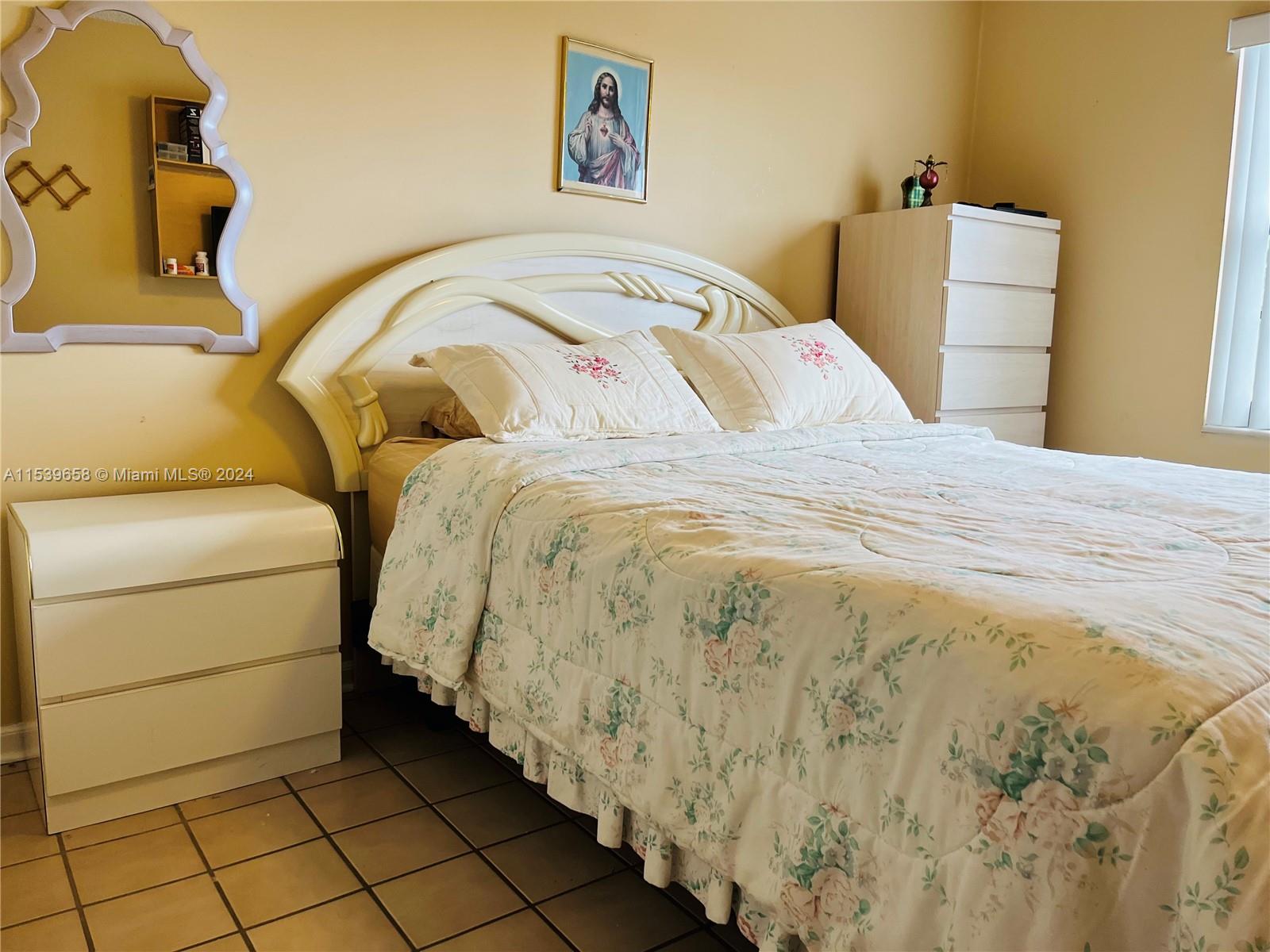 180 Cypress Club Dr # 822