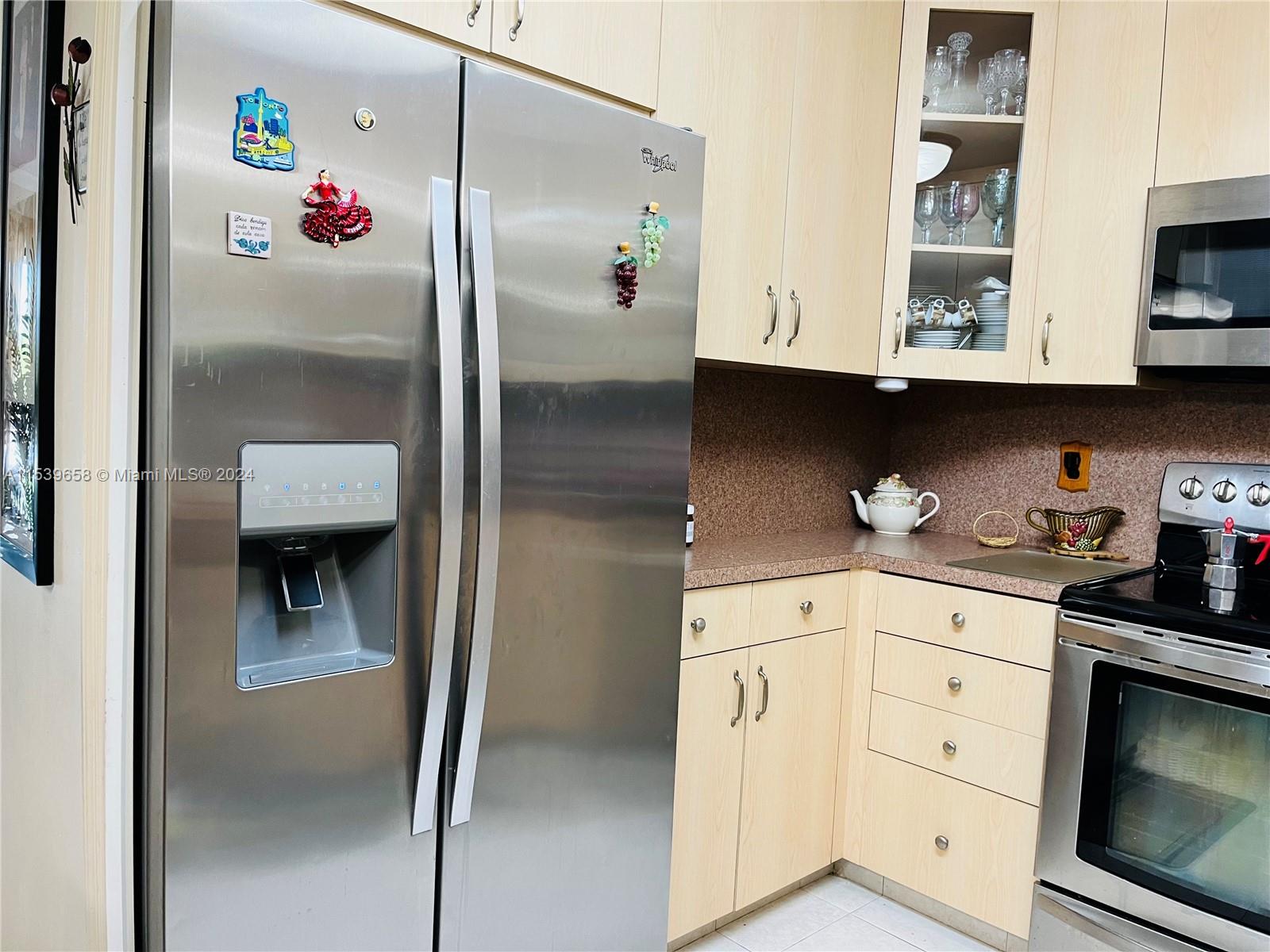 180 Cypress Club Dr # 822